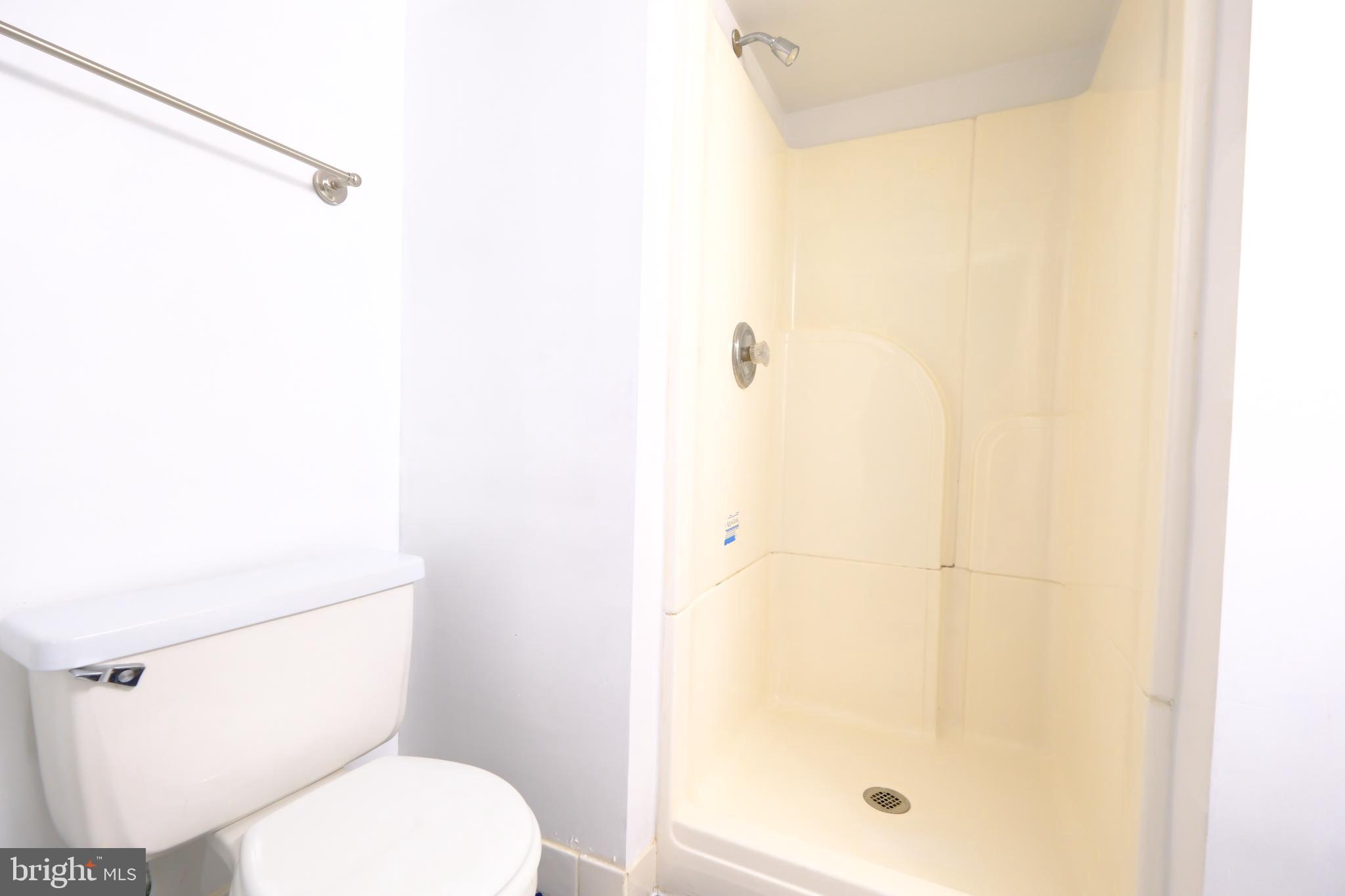 RIVIERA BEACH - Residential Lease