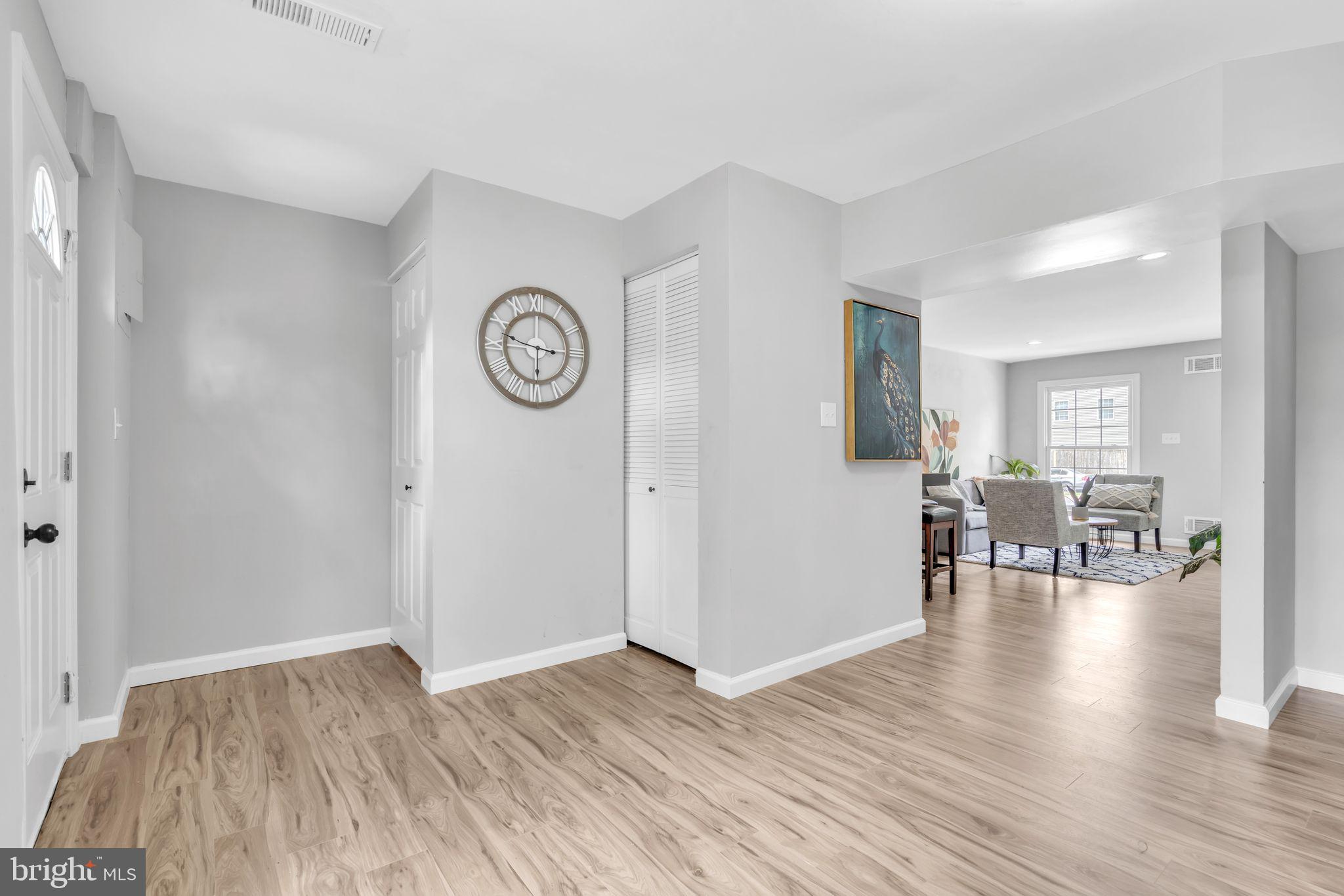 1825 ARWELL COURT