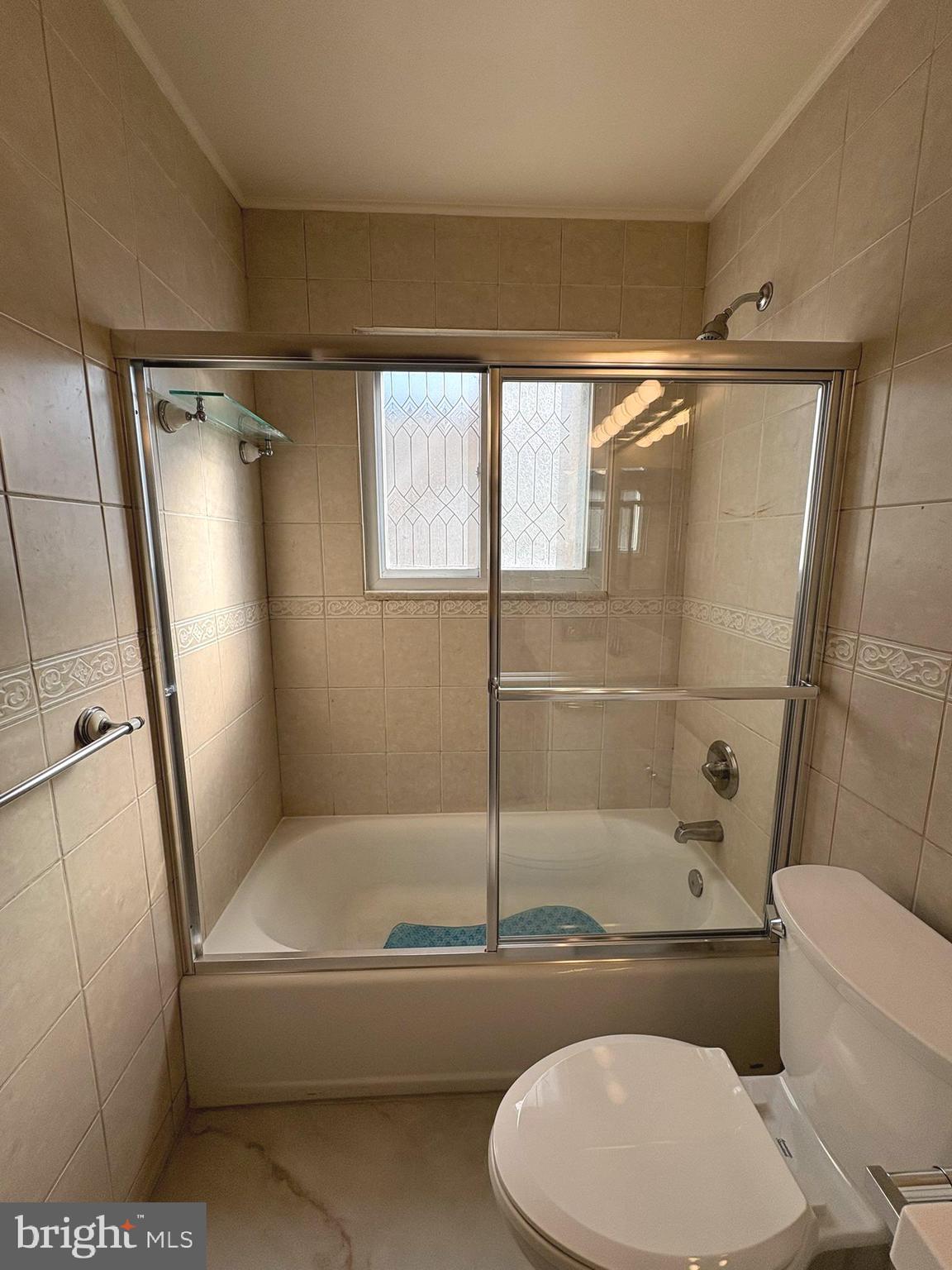 CROSS COUNTRY - Residential Lease