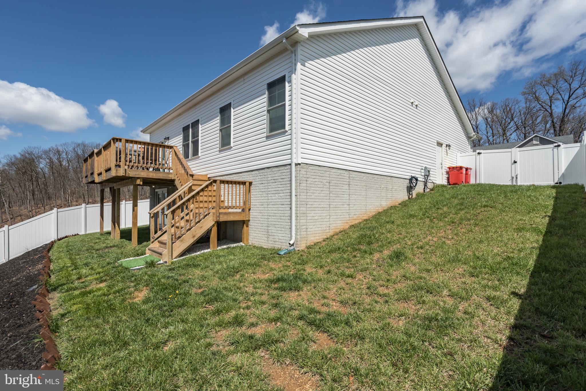 MIDDLE CREEK VISTAS - Residential