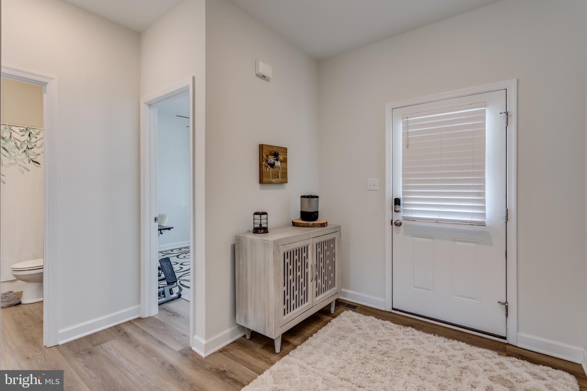 MIDDLE CREEK VISTAS - Residential