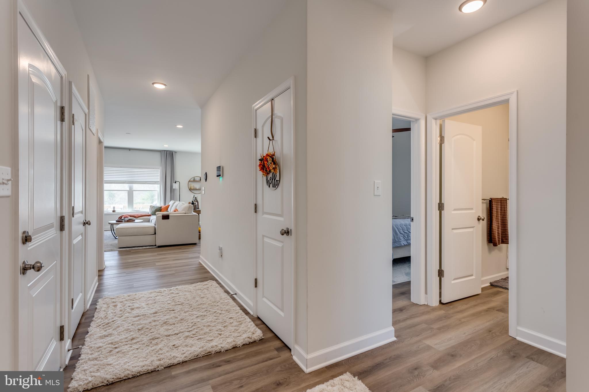 MIDDLE CREEK VISTAS - Residential