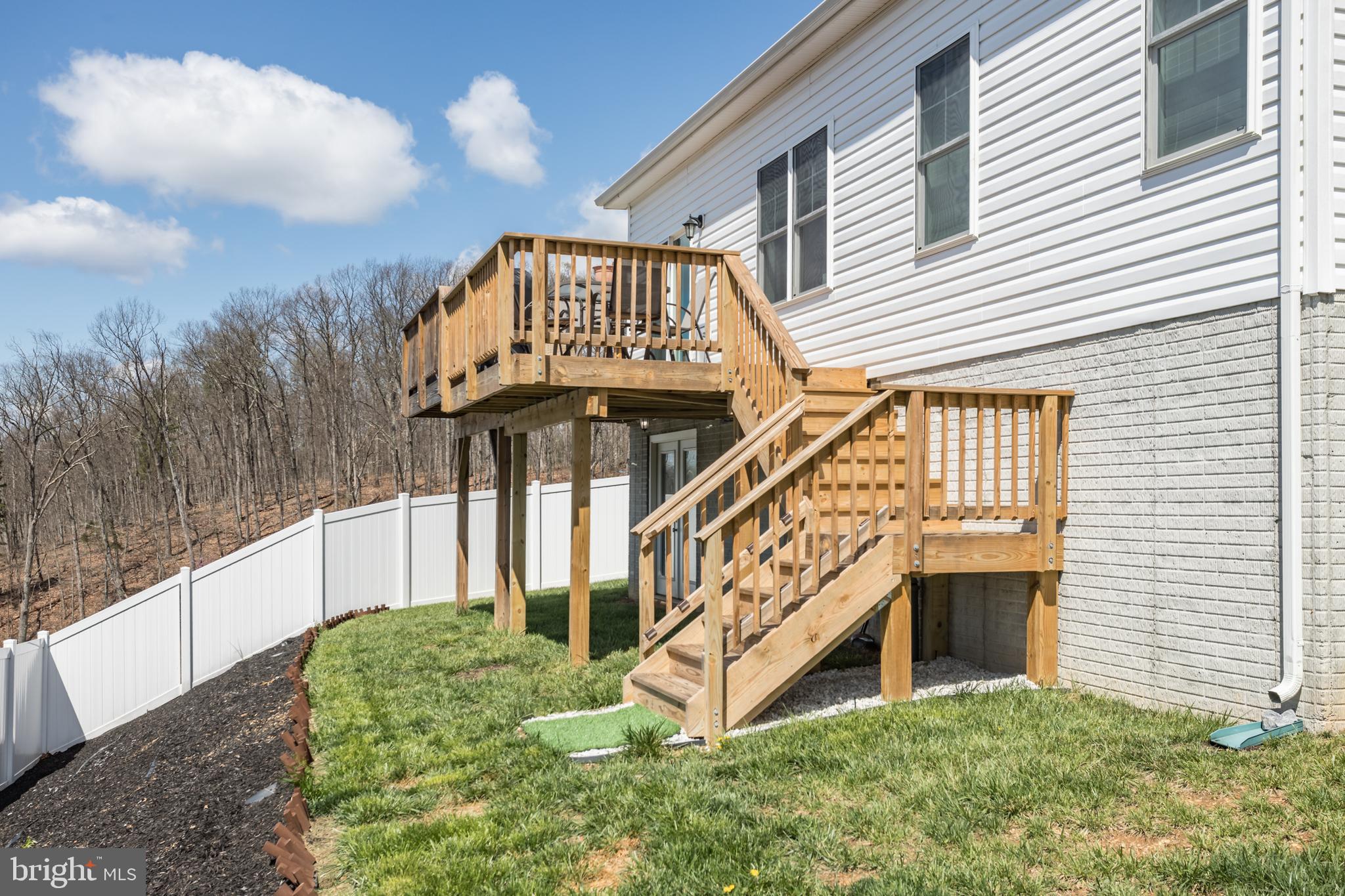 MIDDLE CREEK VISTAS - Residential