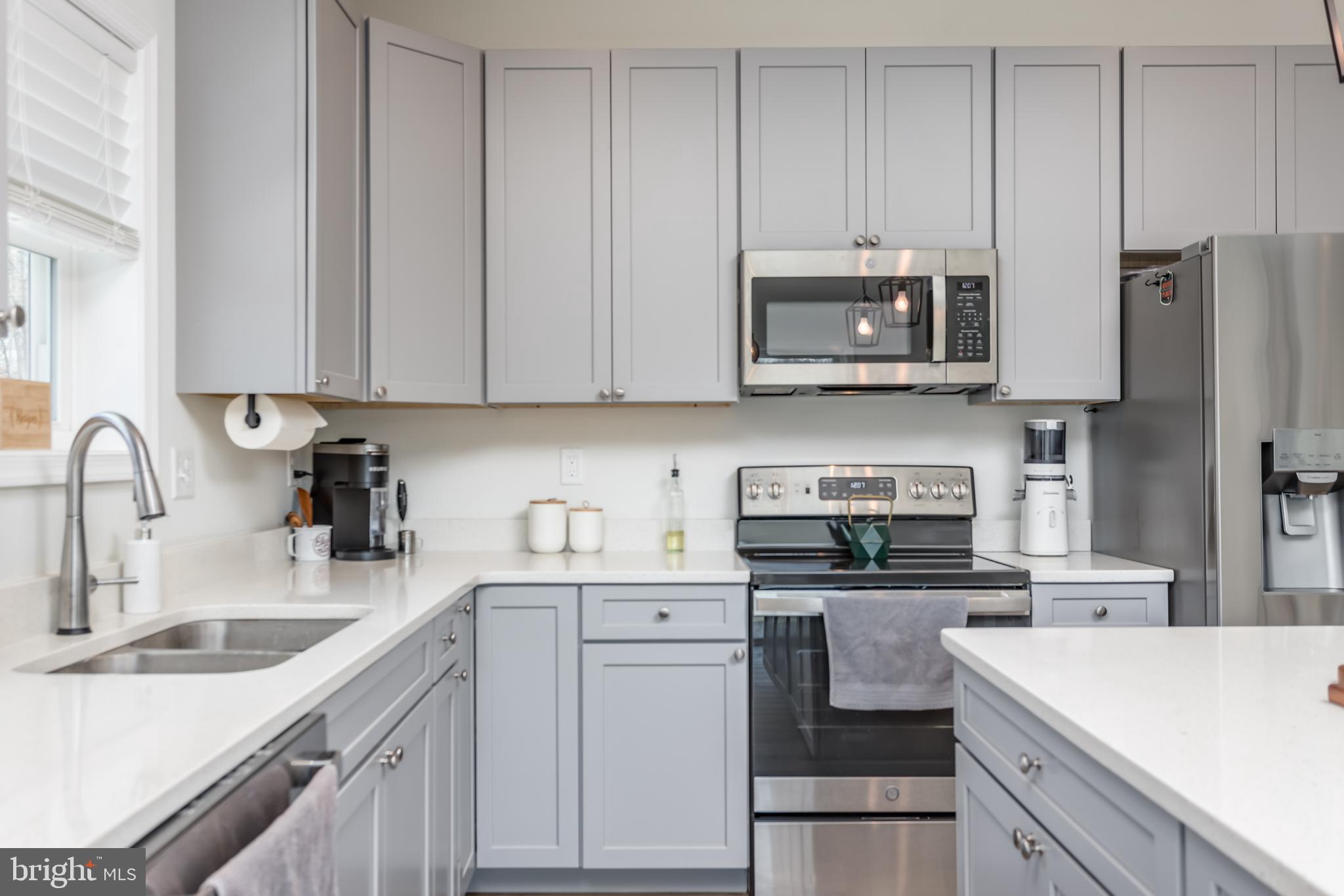 42 LARIMAR LN.
