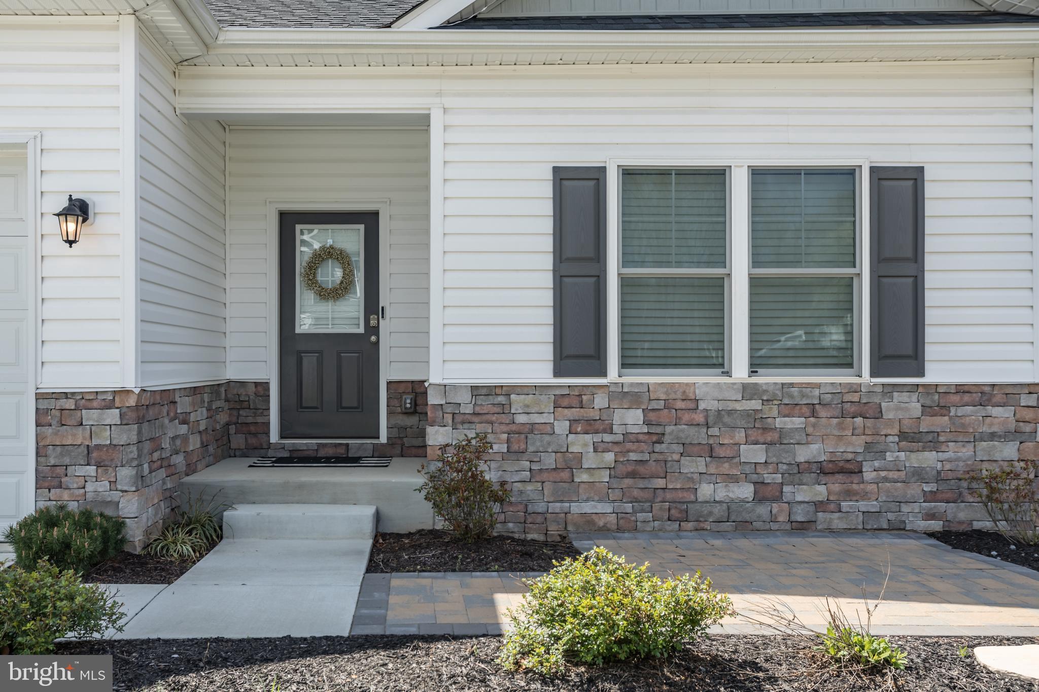 MIDDLE CREEK VISTAS - Residential