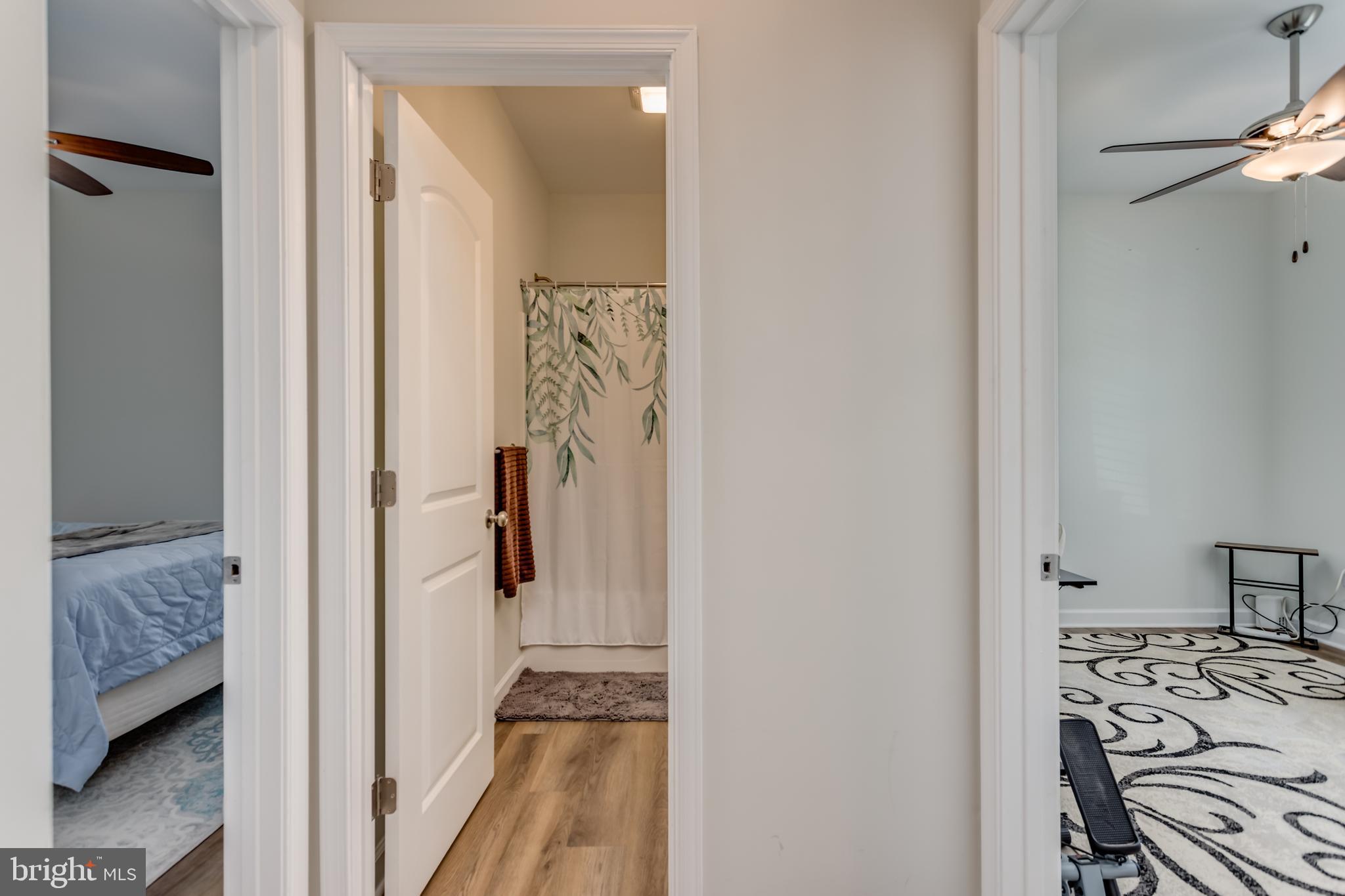 MIDDLE CREEK VISTAS - Residential