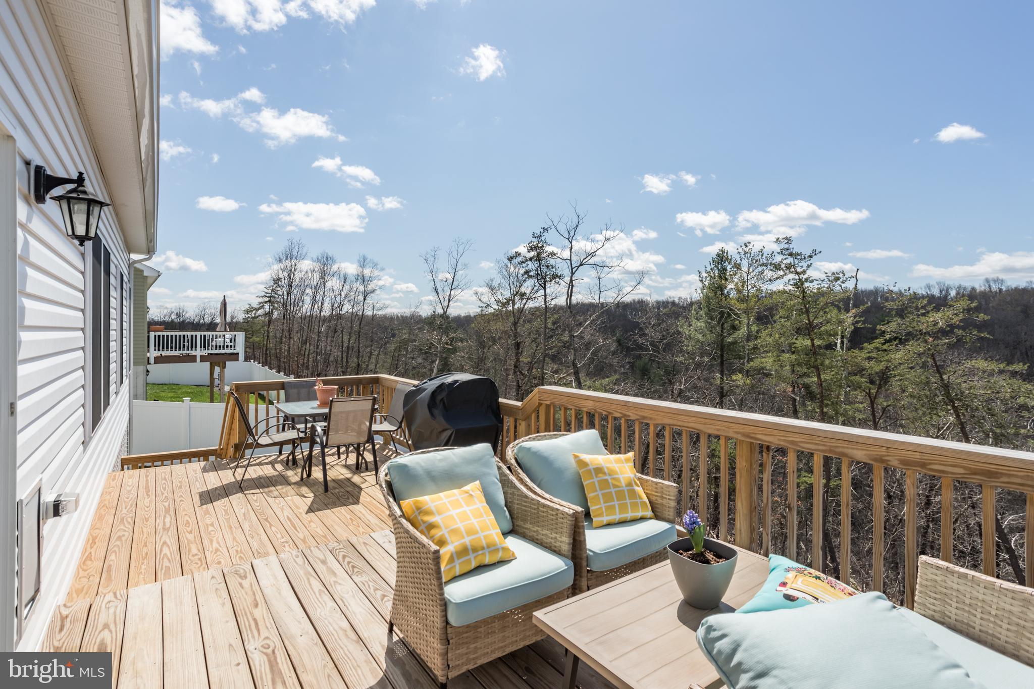 MIDDLE CREEK VISTAS - Residential