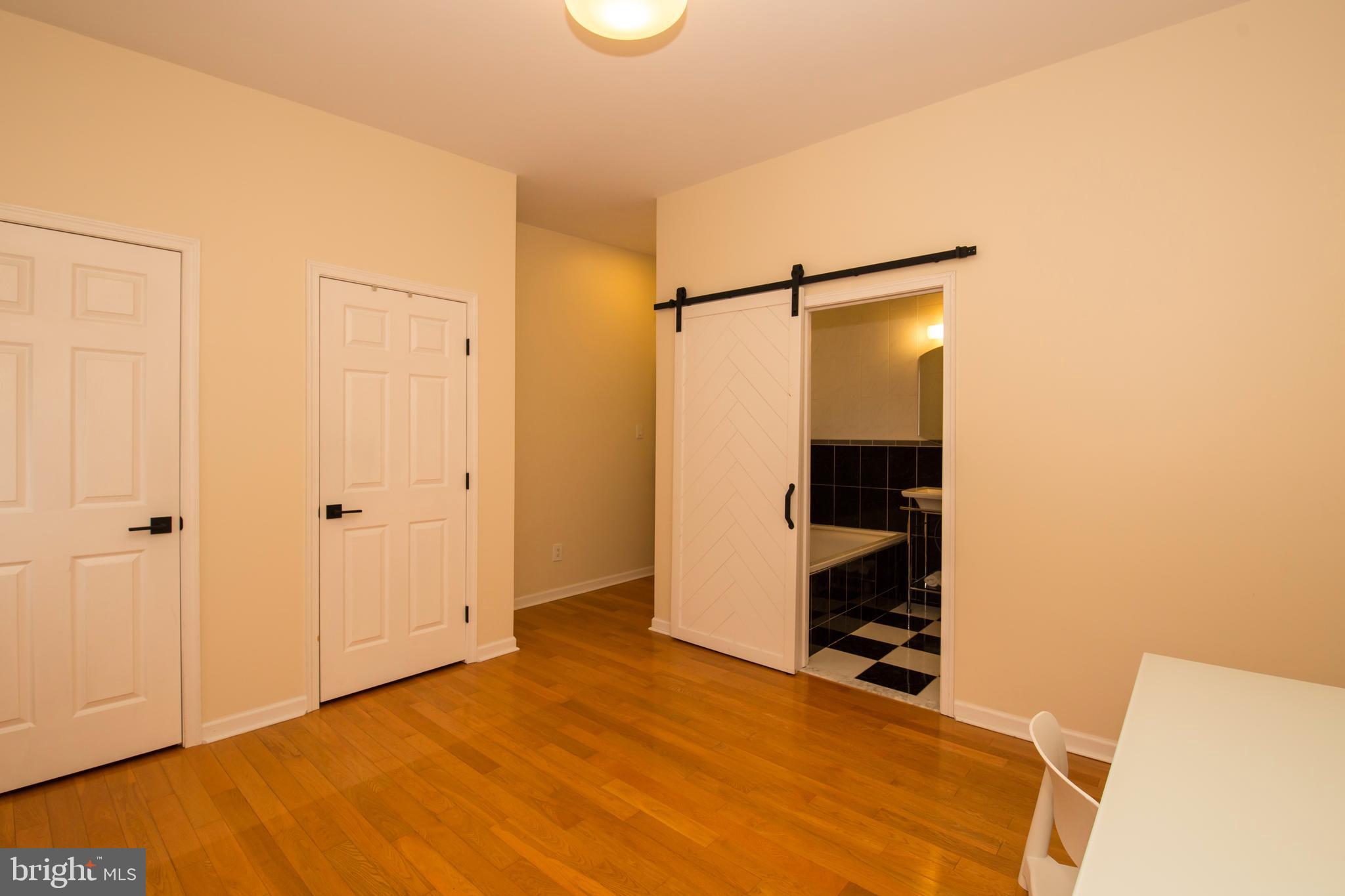 GRADUATE HOSPITAL - Residential