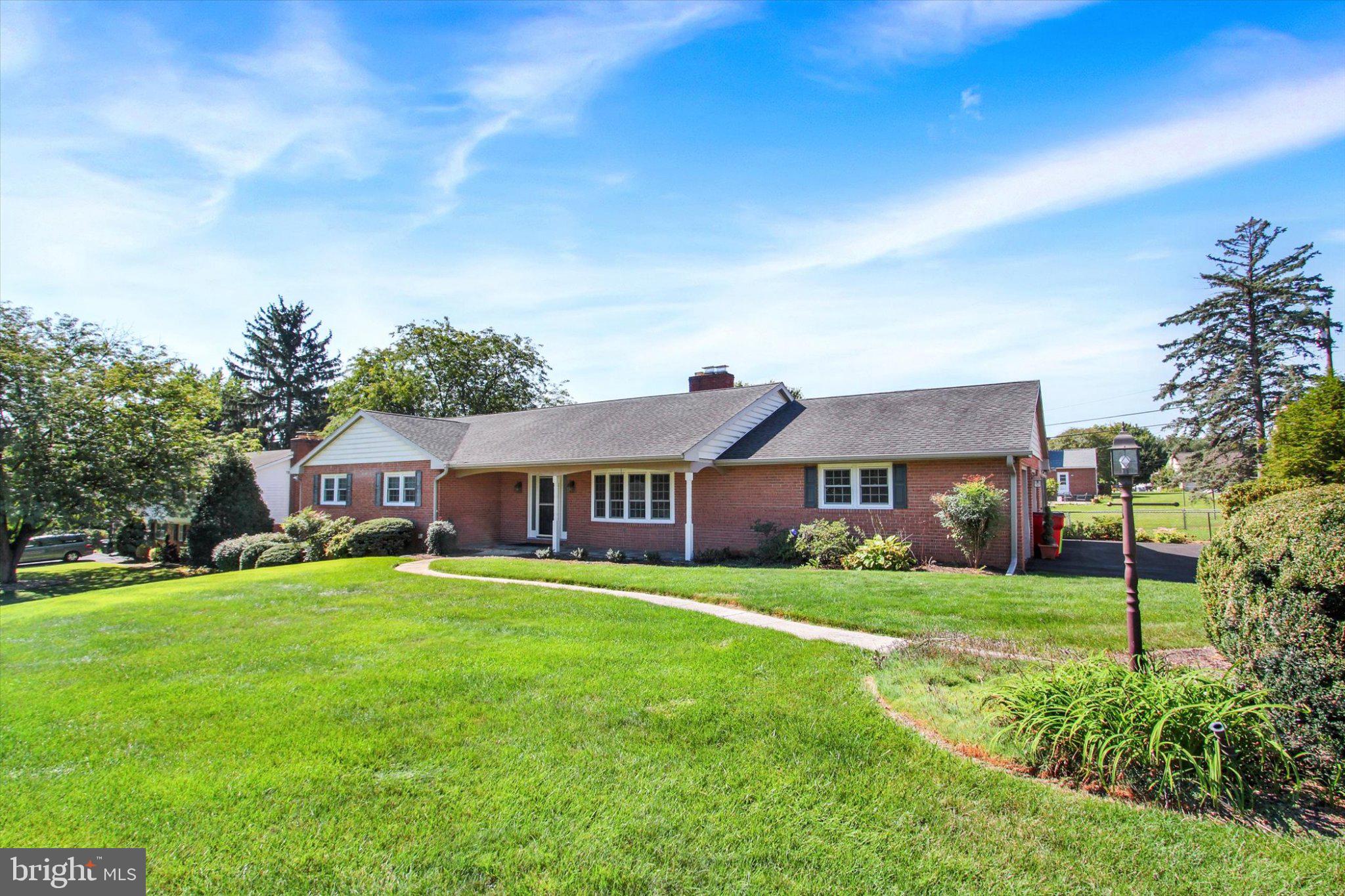 9130 MEADOWBROOK DRIVE