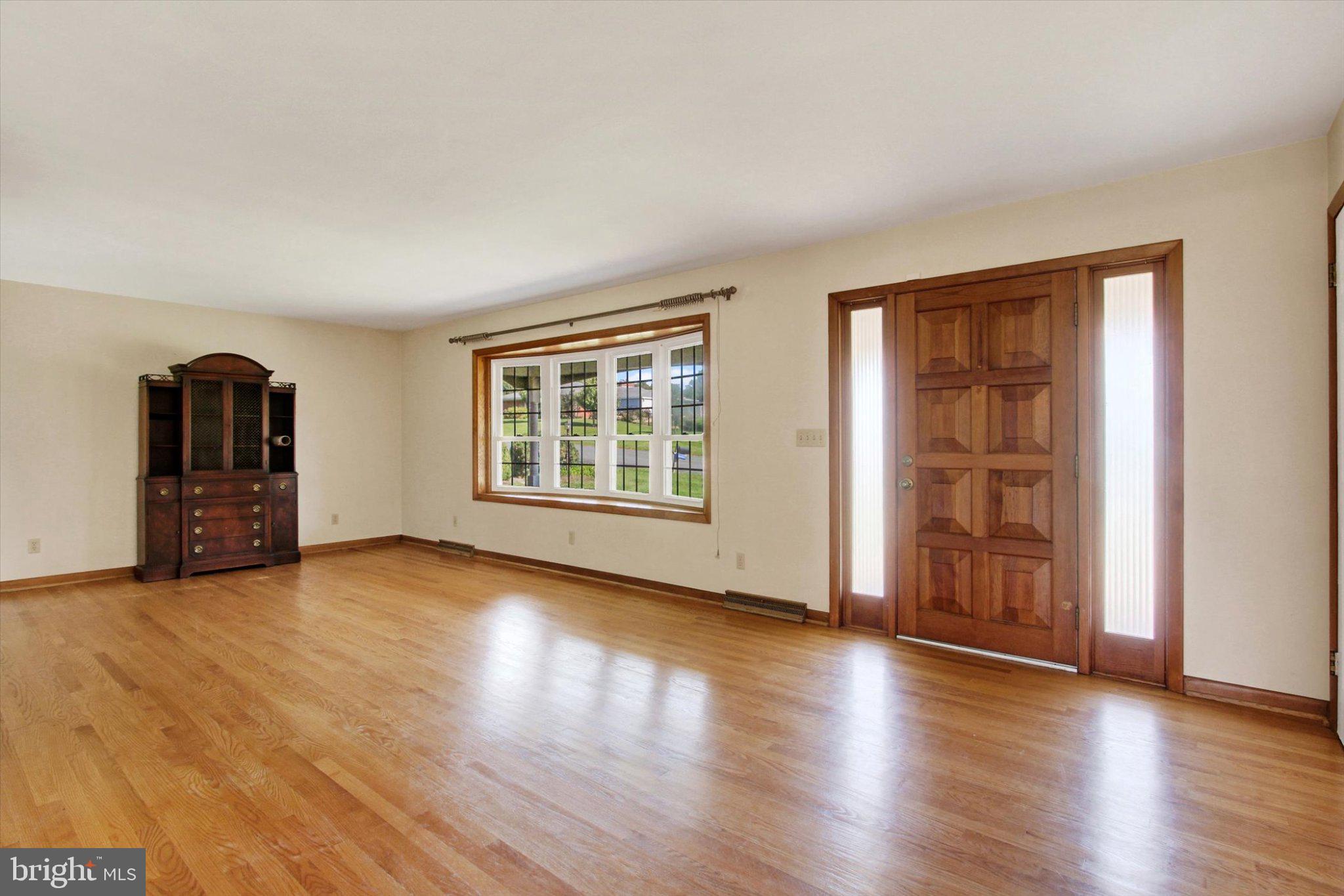 9130 MEADOWBROOK DRIVE