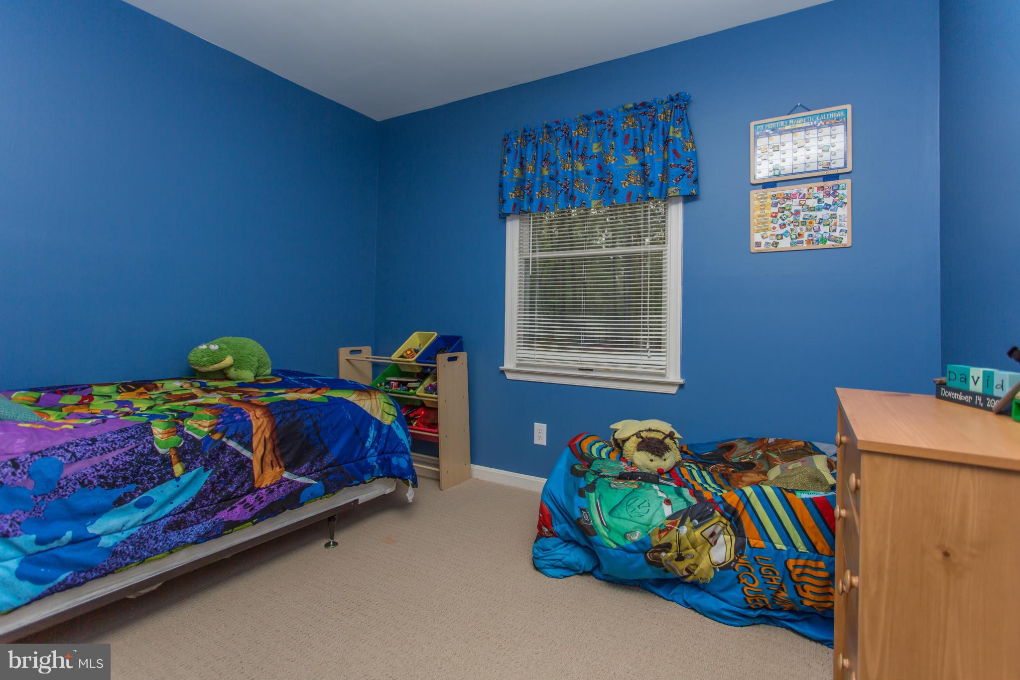 PRESIDENTIAL LAKES - Residential