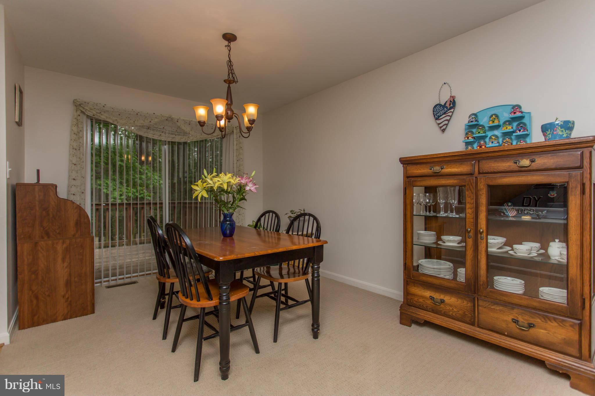 PRESIDENTIAL LAKES - Residential