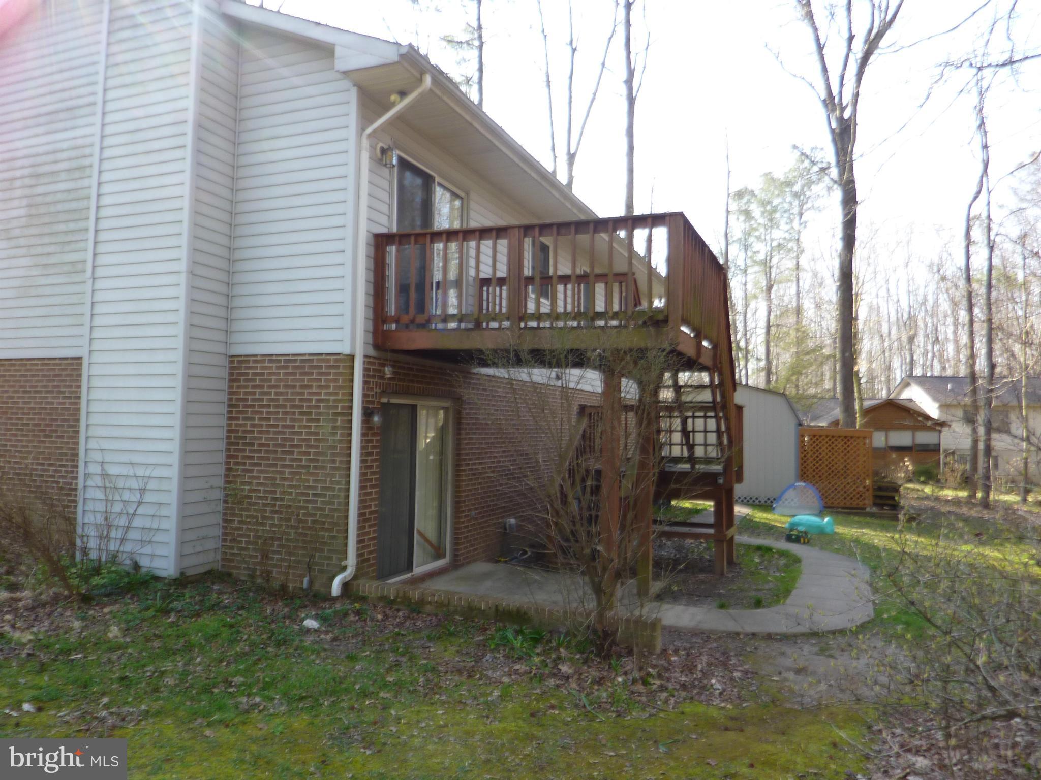 PRESIDENTIAL LAKES - Residential