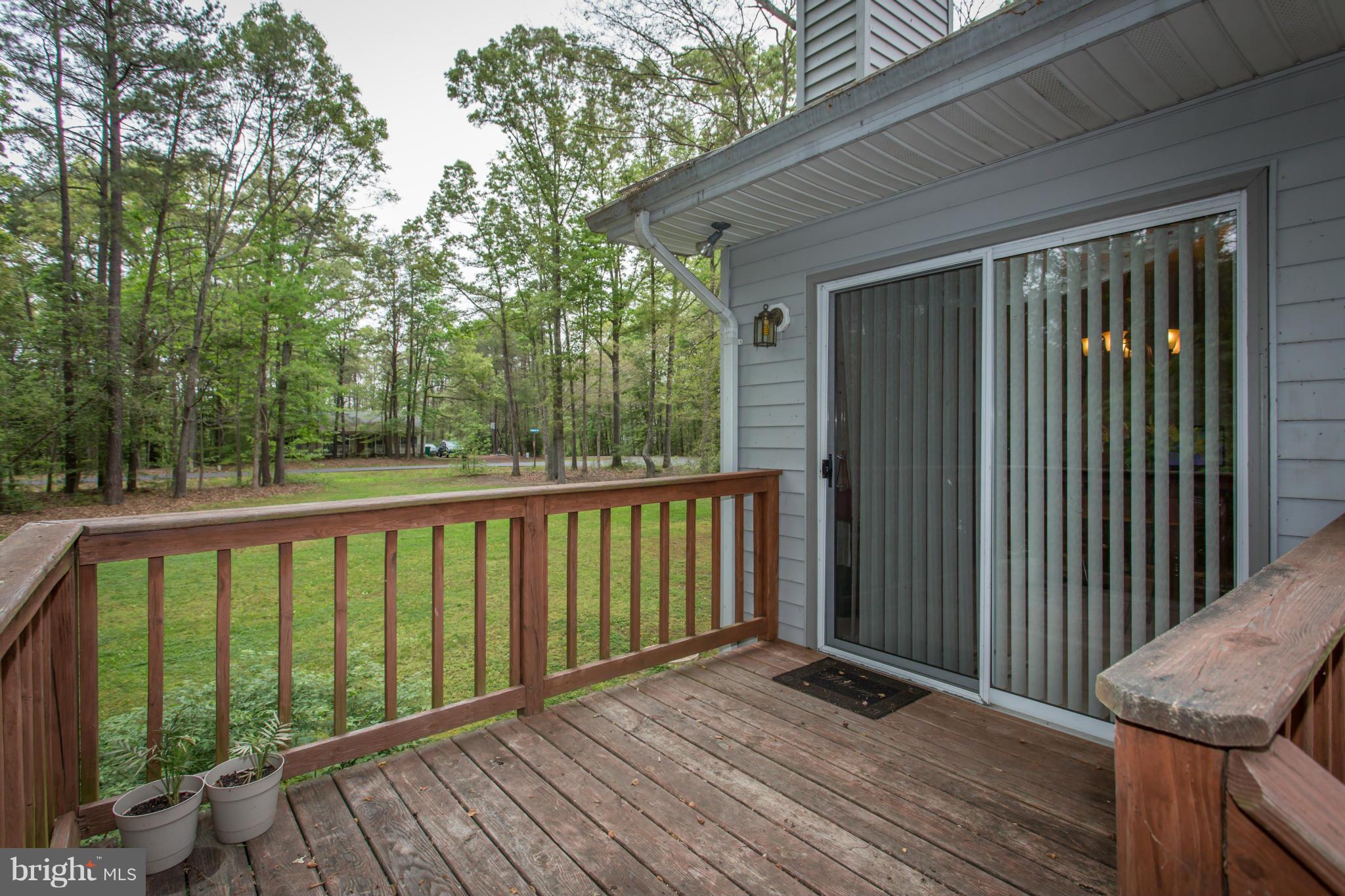 PRESIDENTIAL LAKES - Residential