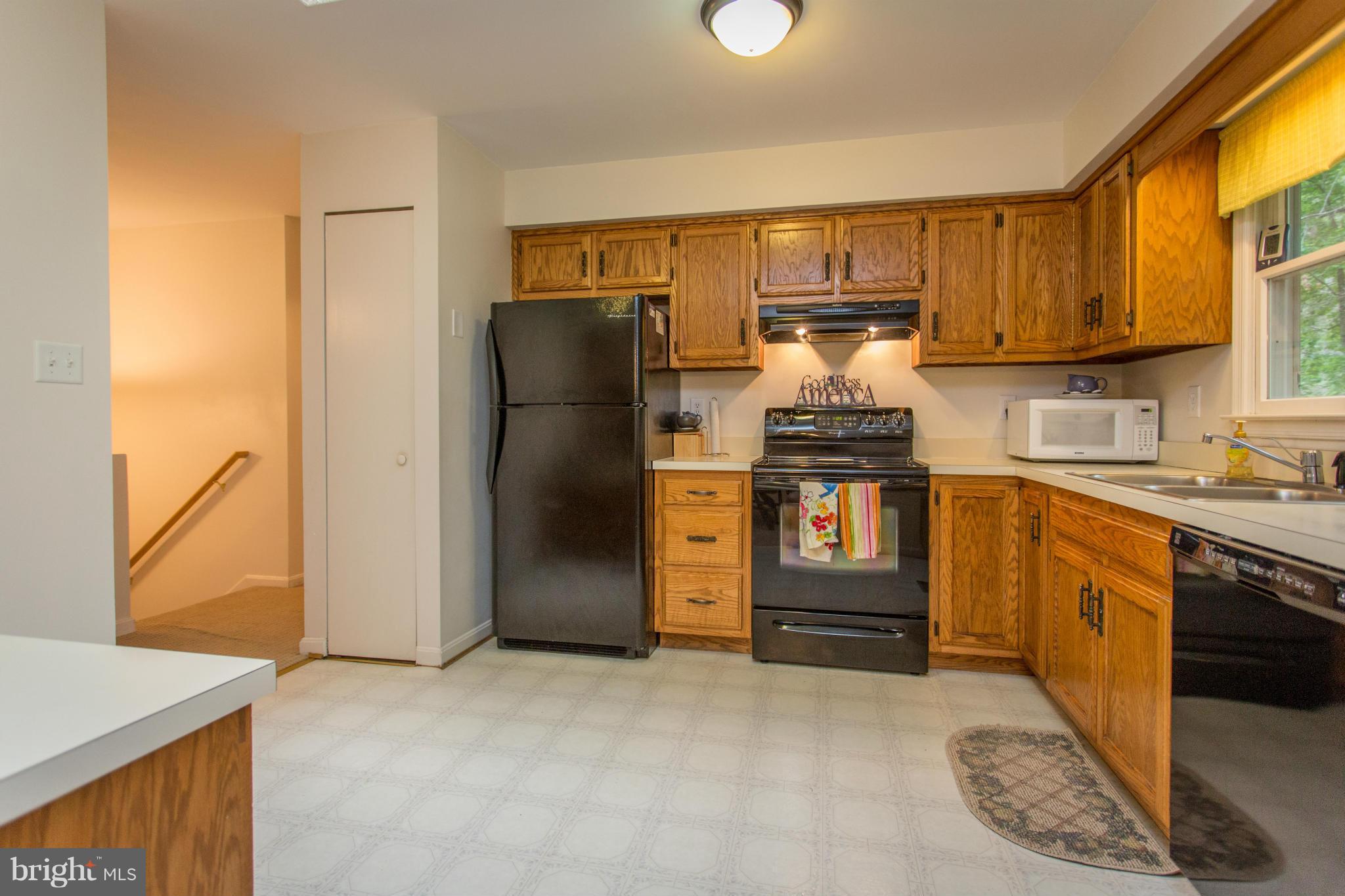 PRESIDENTIAL LAKES - Residential