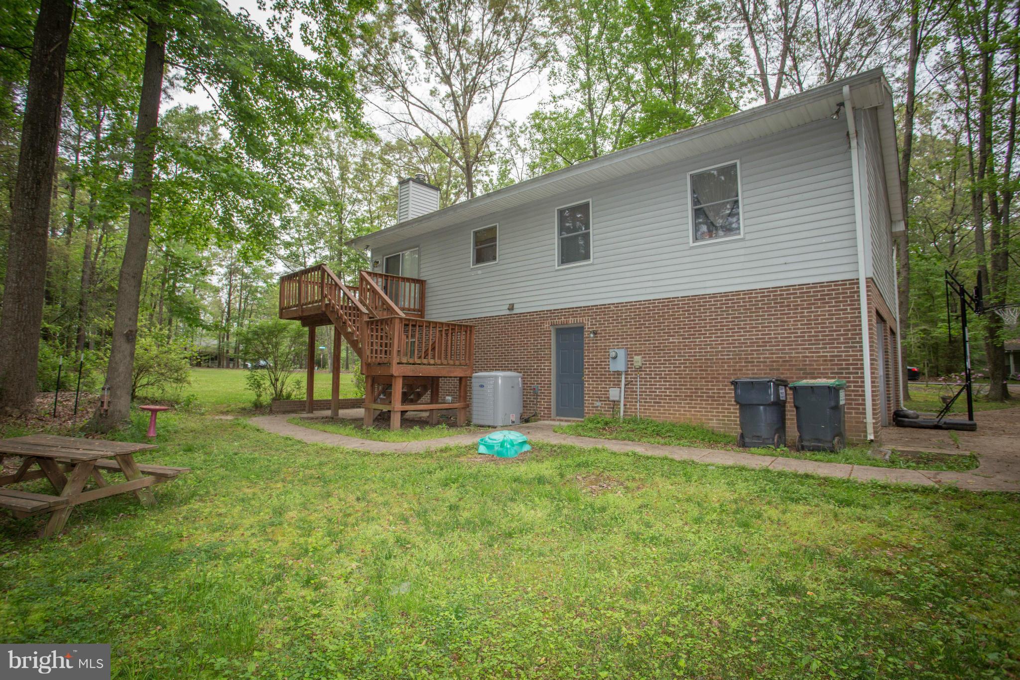 PRESIDENTIAL LAKES - Residential