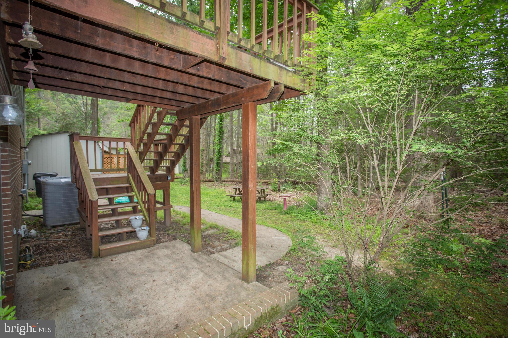 PRESIDENTIAL LAKES - Residential