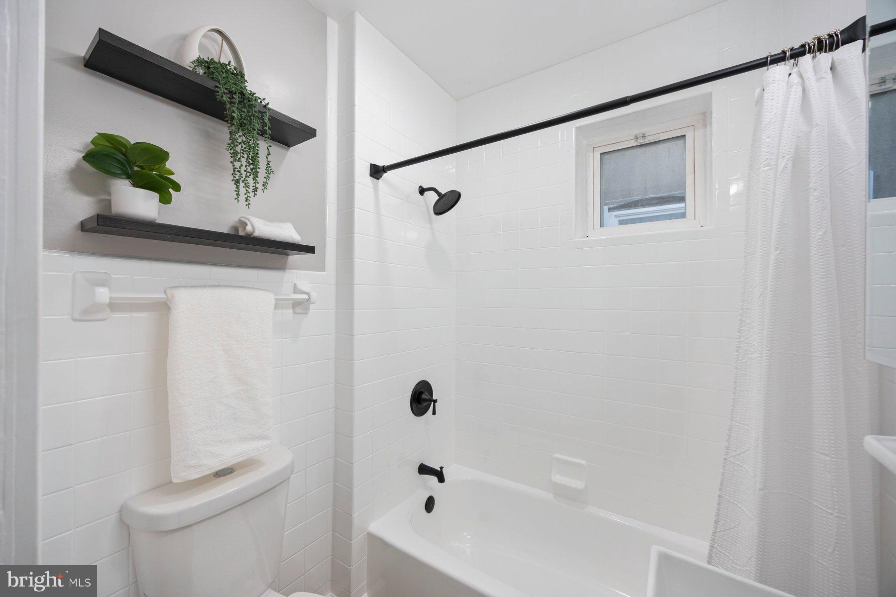 HAMPDEN HISTORIC DISTRICT - Residential