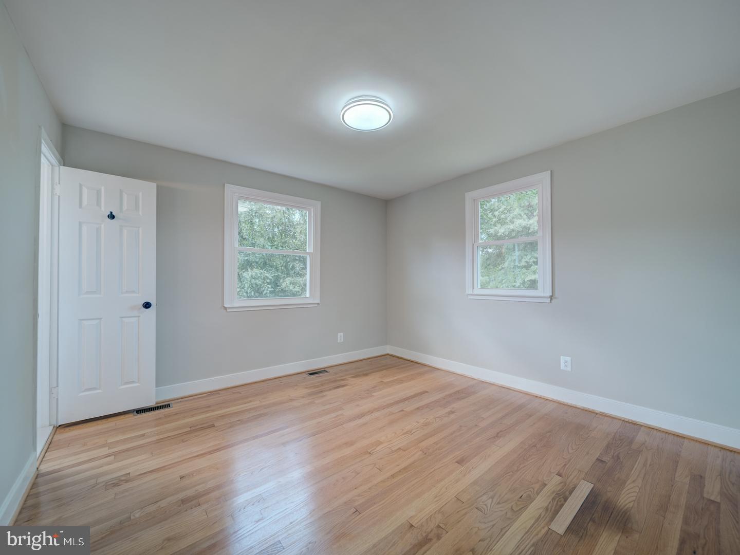 CLINTON ACRES - Residential