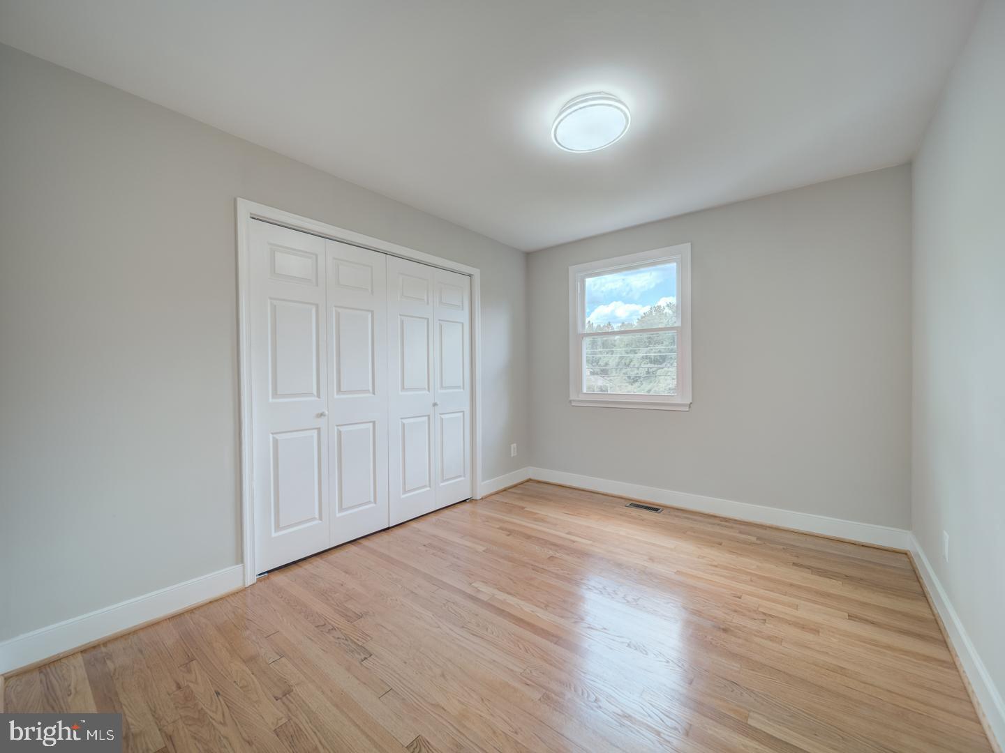 CLINTON ACRES - Residential