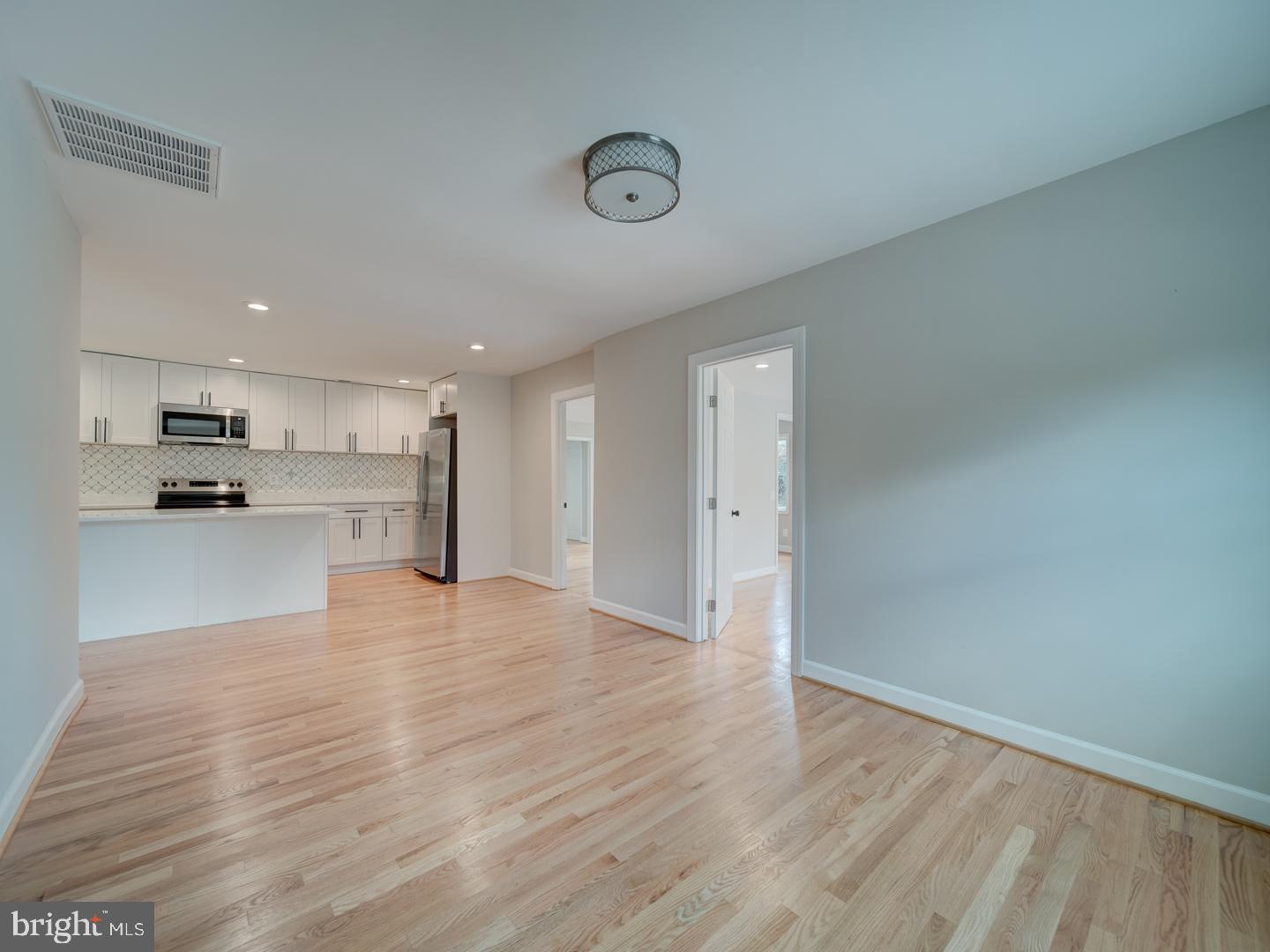 CLINTON ACRES - Residential