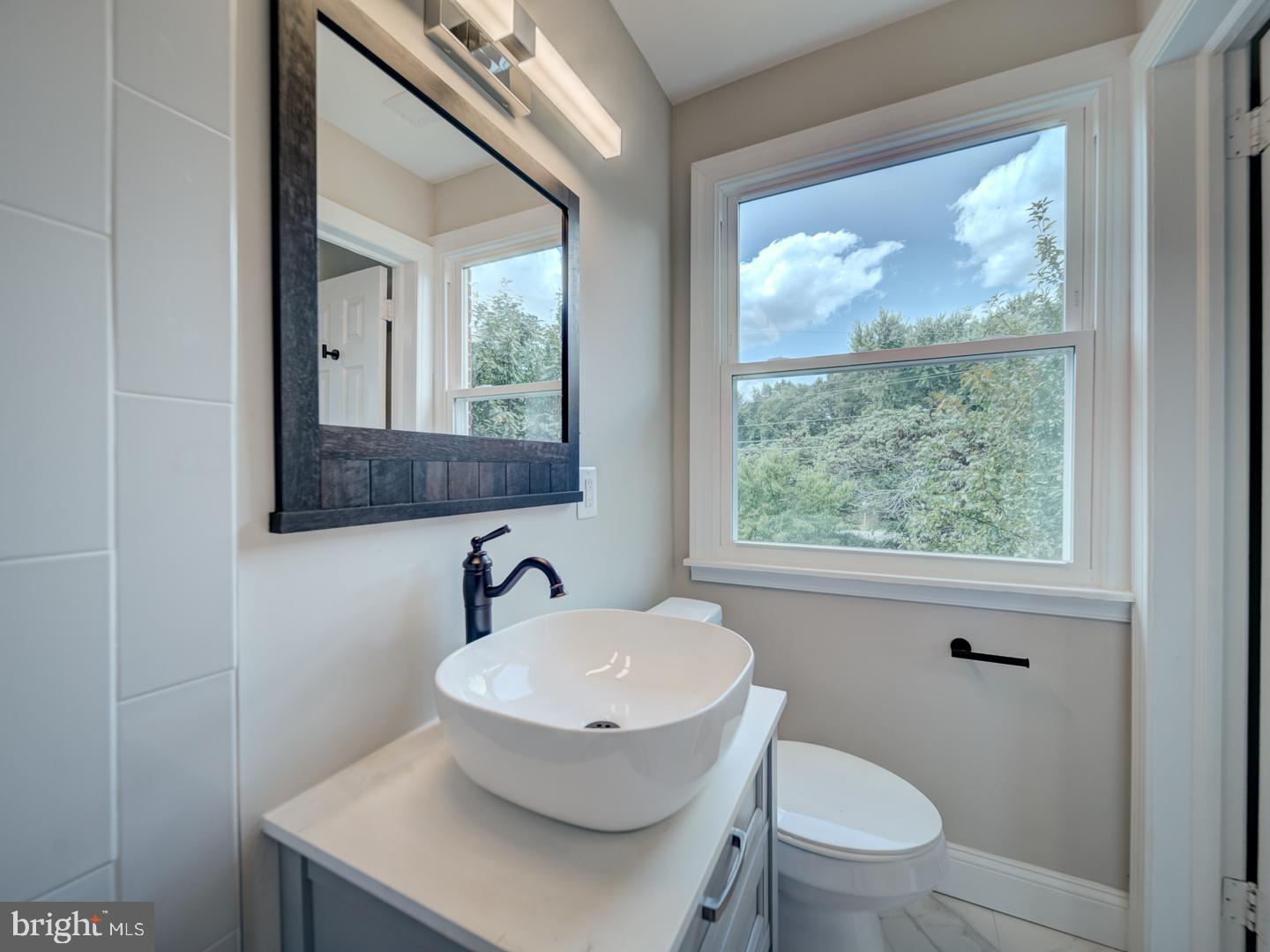 CLINTON ACRES - Residential