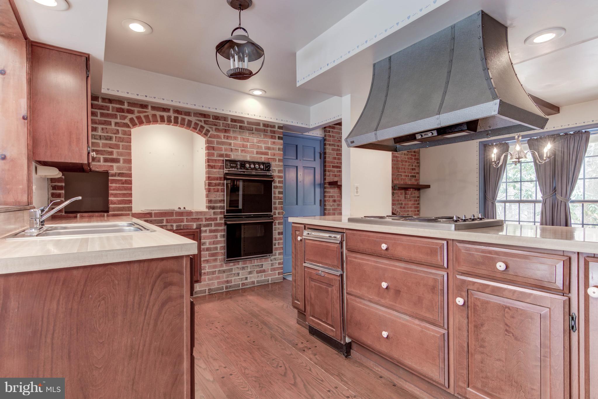 THE WOODS - Residential