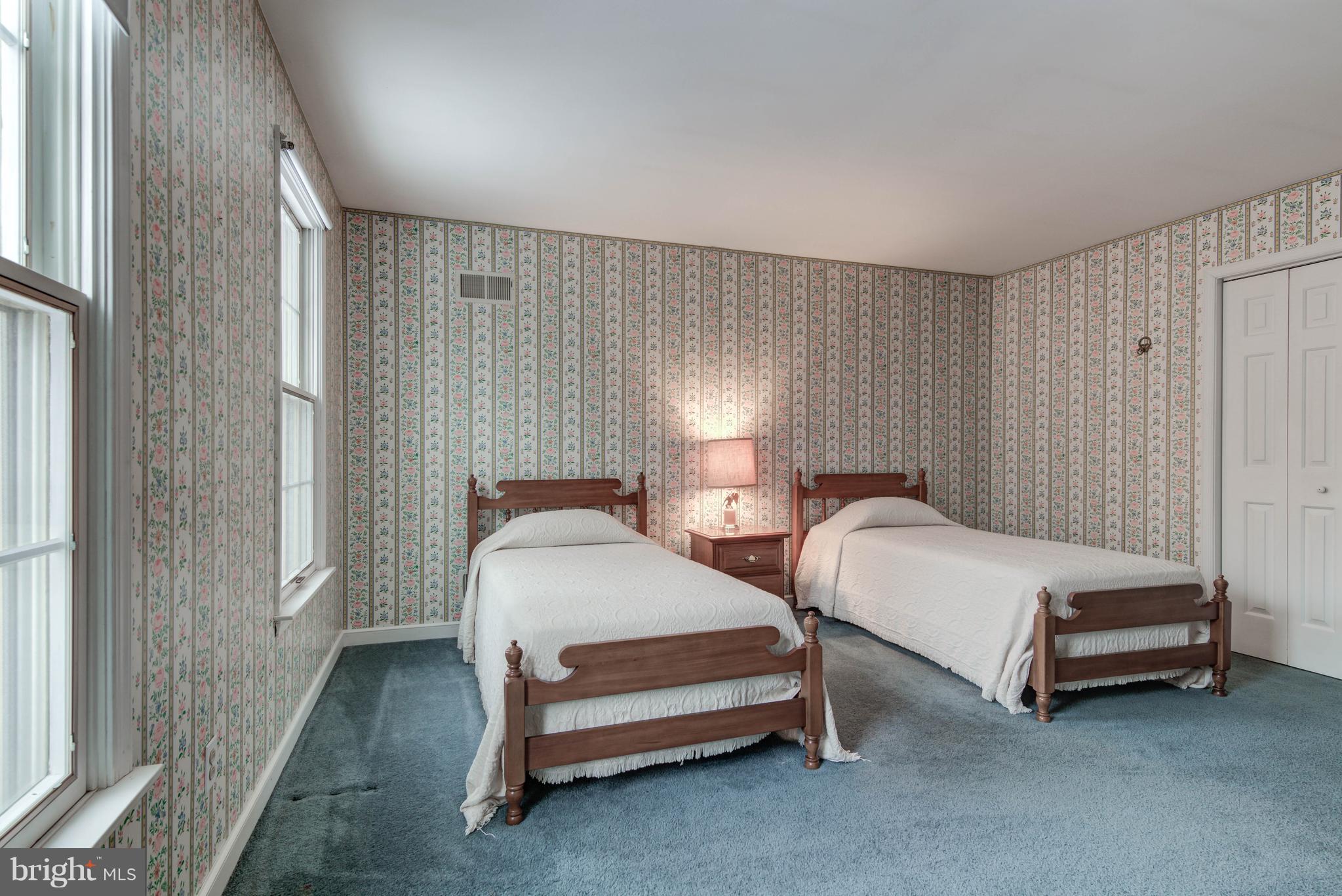 THE WOODS - Residential