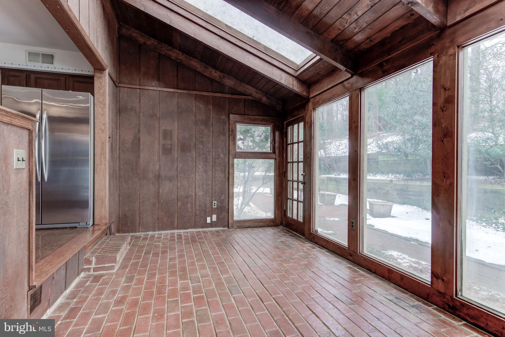 THE WOODS - Residential