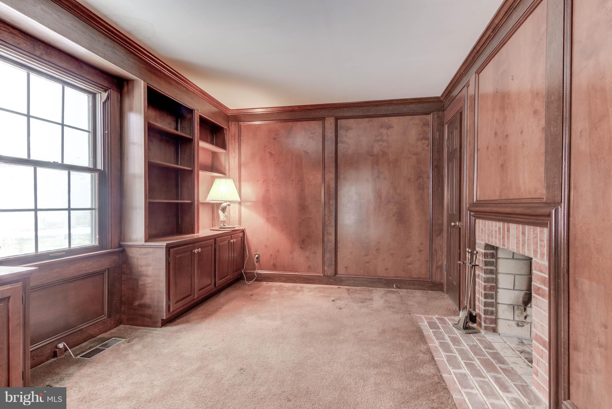 THE WOODS - Residential