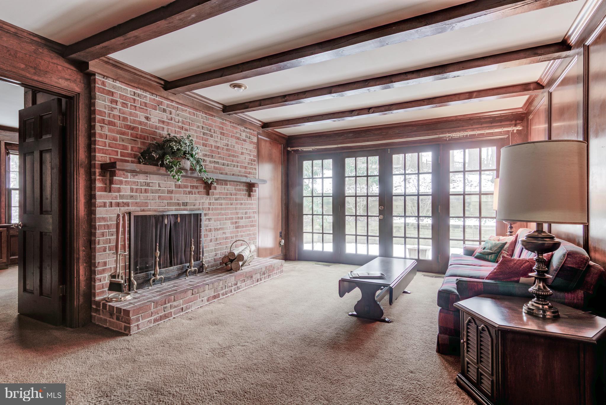 THE WOODS - Residential