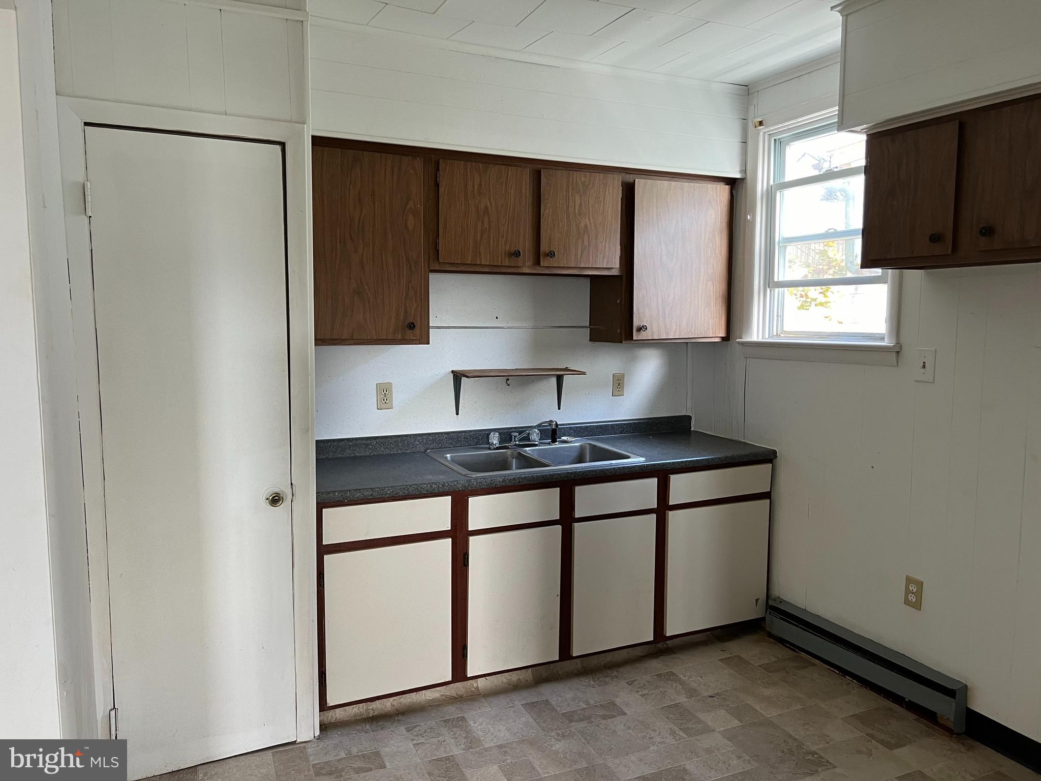 201 MOUNT AIRY AVENUE