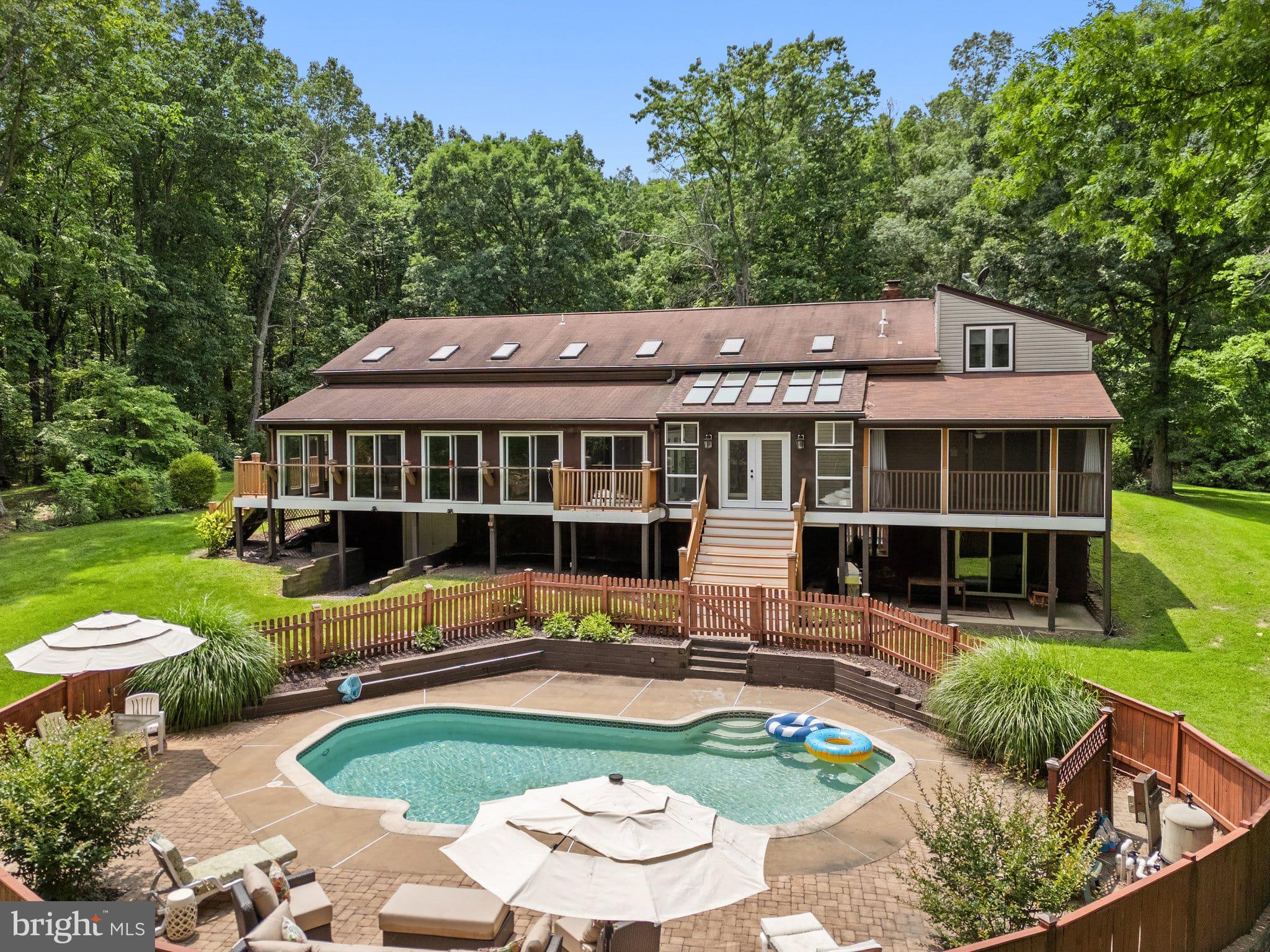 WOODLAND - Residential