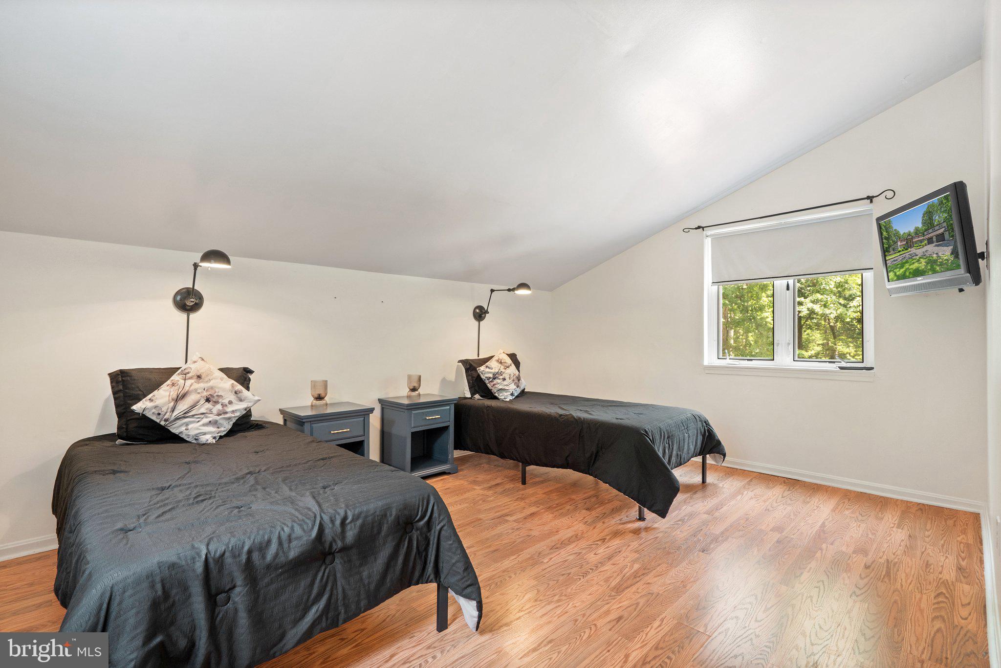 WOODLAND - Residential