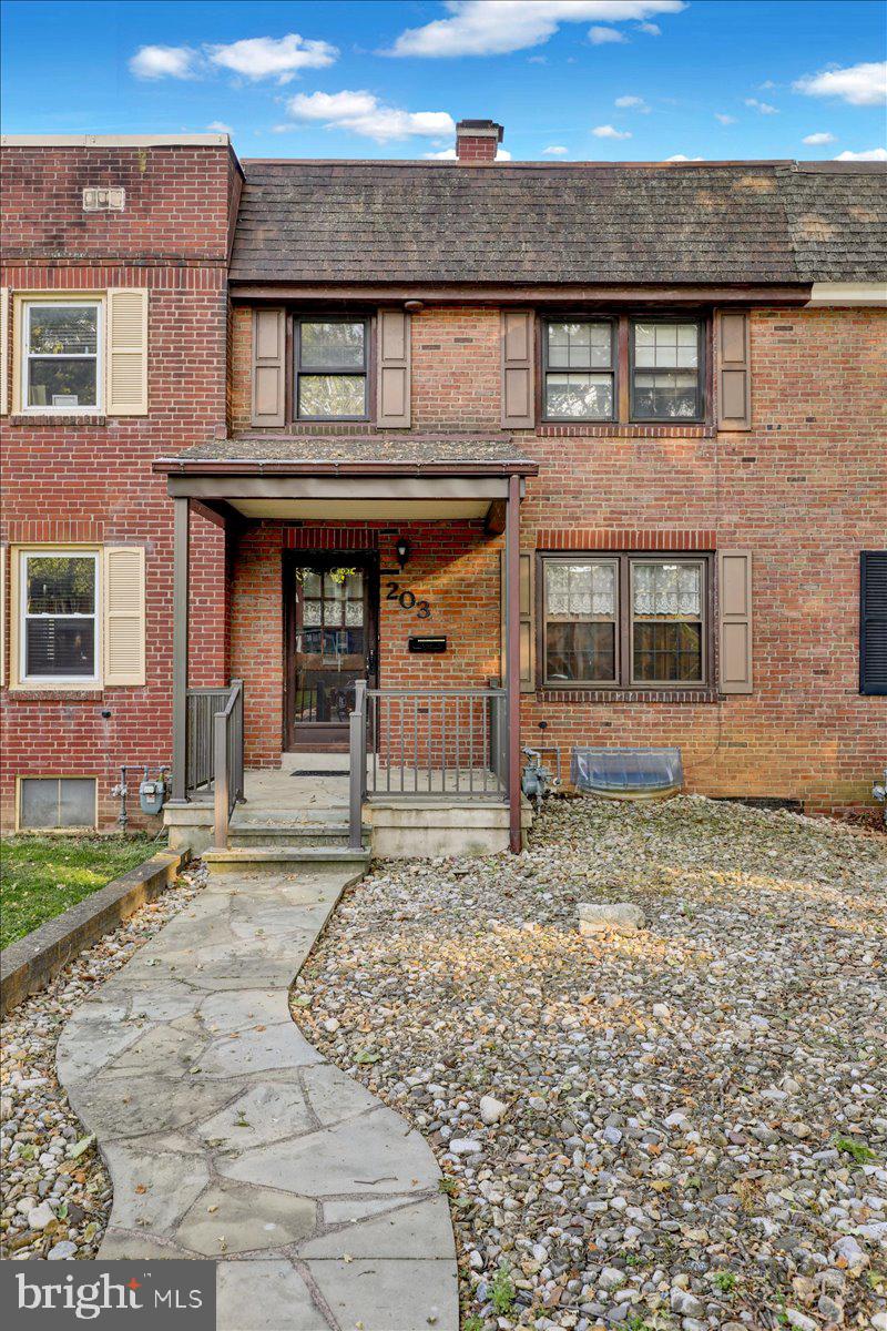 203 SYCAMORE ROAD