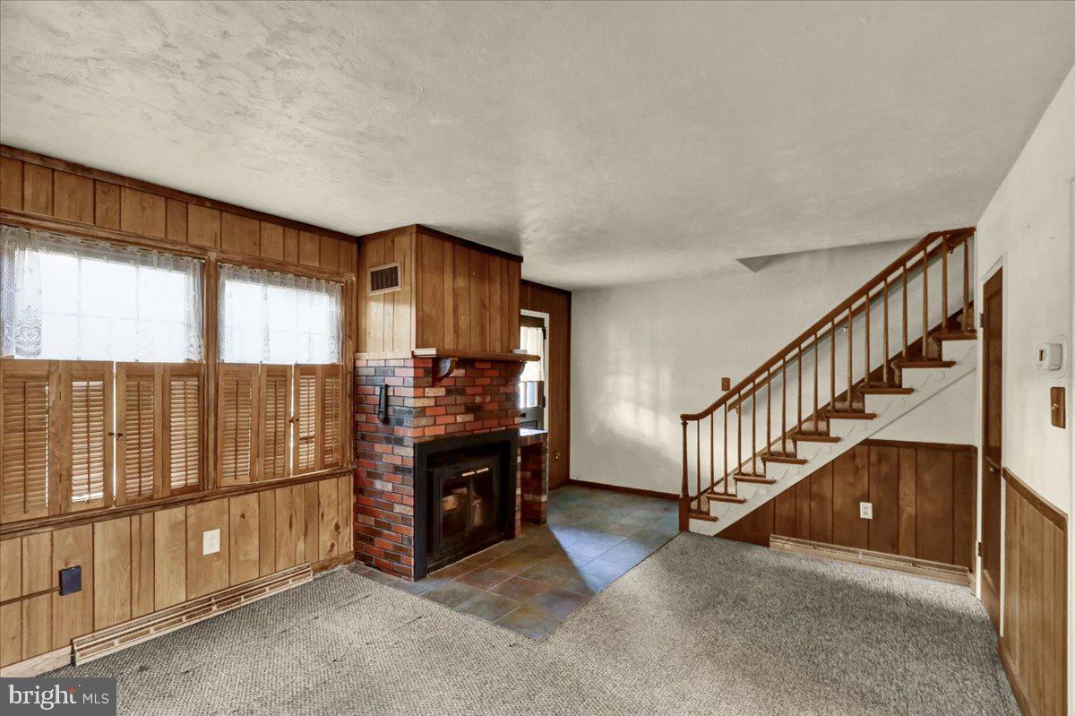 203 SYCAMORE ROAD
