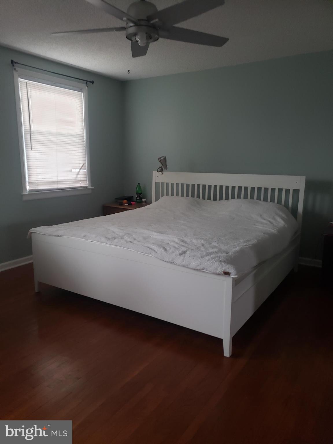 PHILADELPHIA (NORTHEAST) - Land