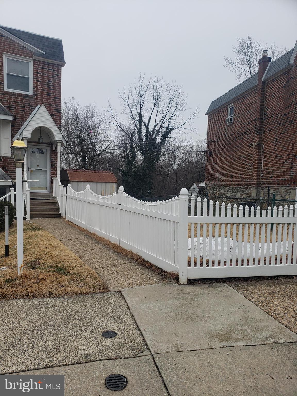 PHILADELPHIA (NORTHEAST) - Land