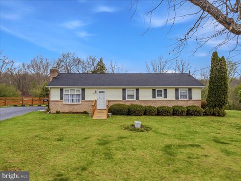 Homes For Sale - 1172 Three Run Road<br/> Berkeley County, BUNKER HILL, WV 25413