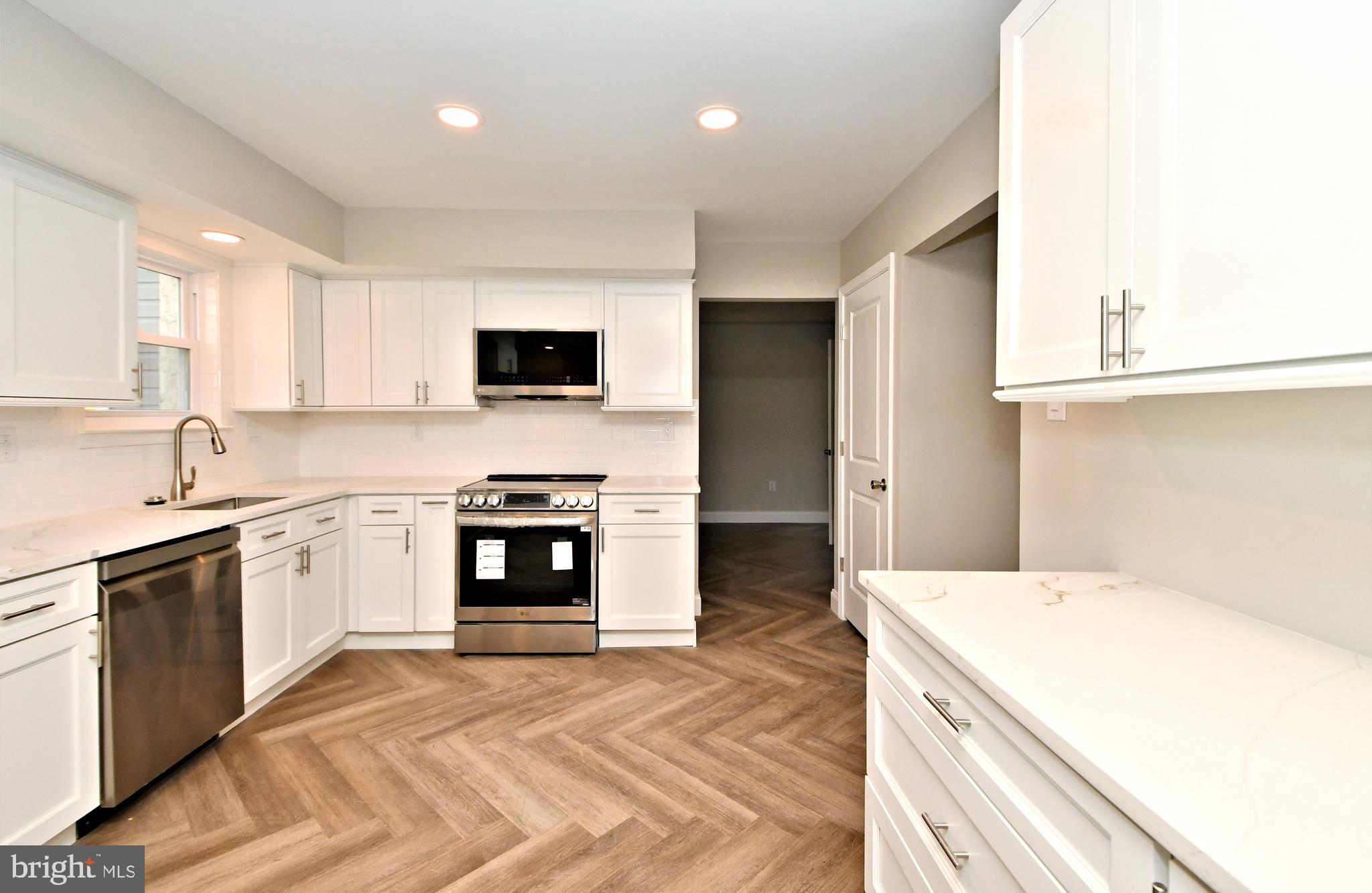 HUNTER VILLA - Residential