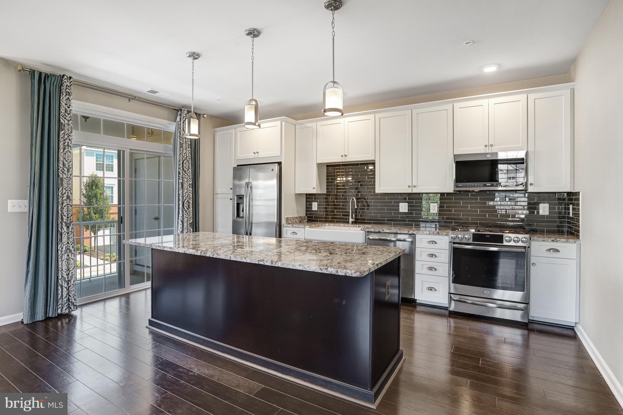 23230 MILLTOWN KNOLL SQUARE 114