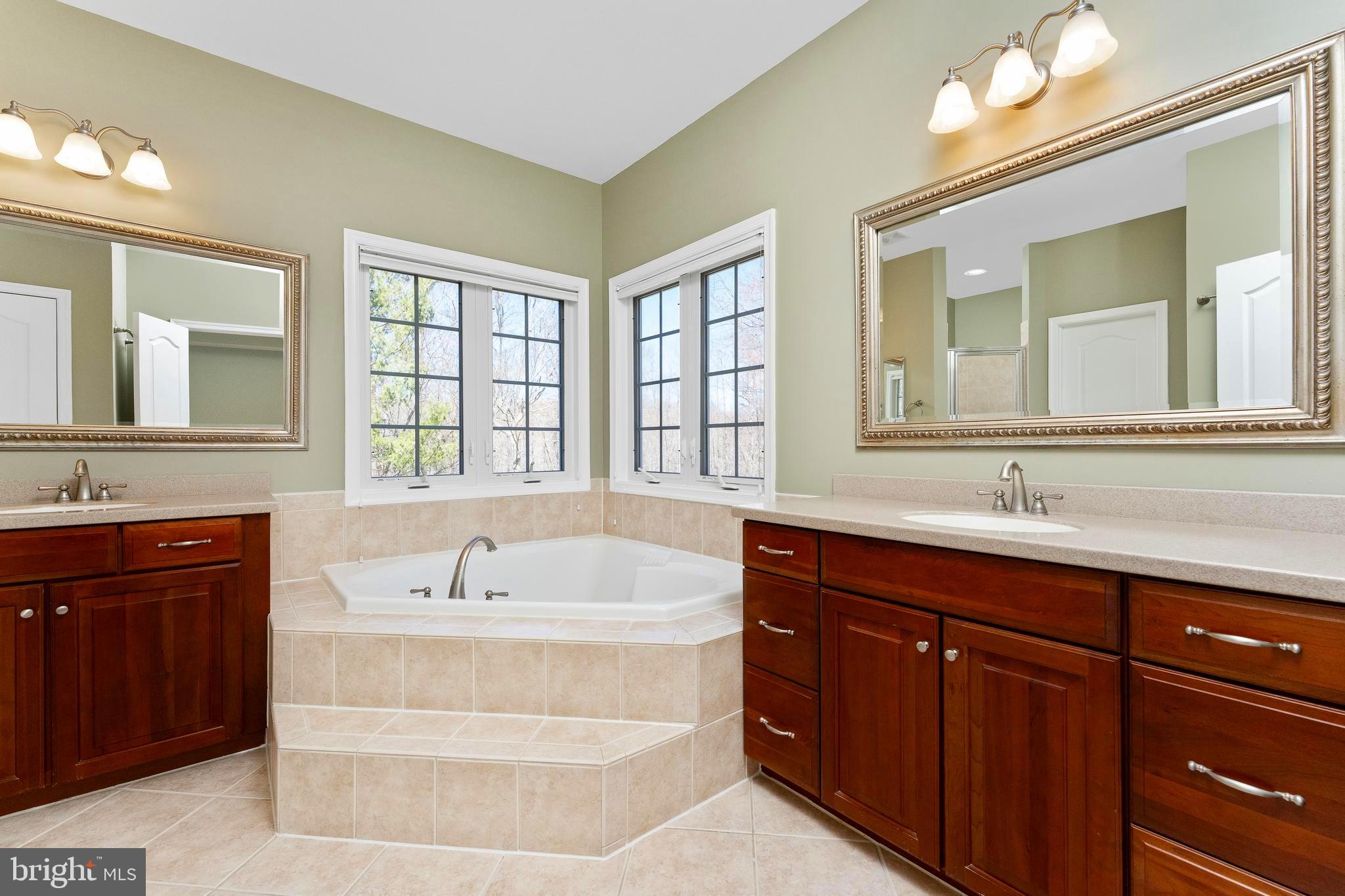 RESERVE AT HUNTERS RIDGE - Residential