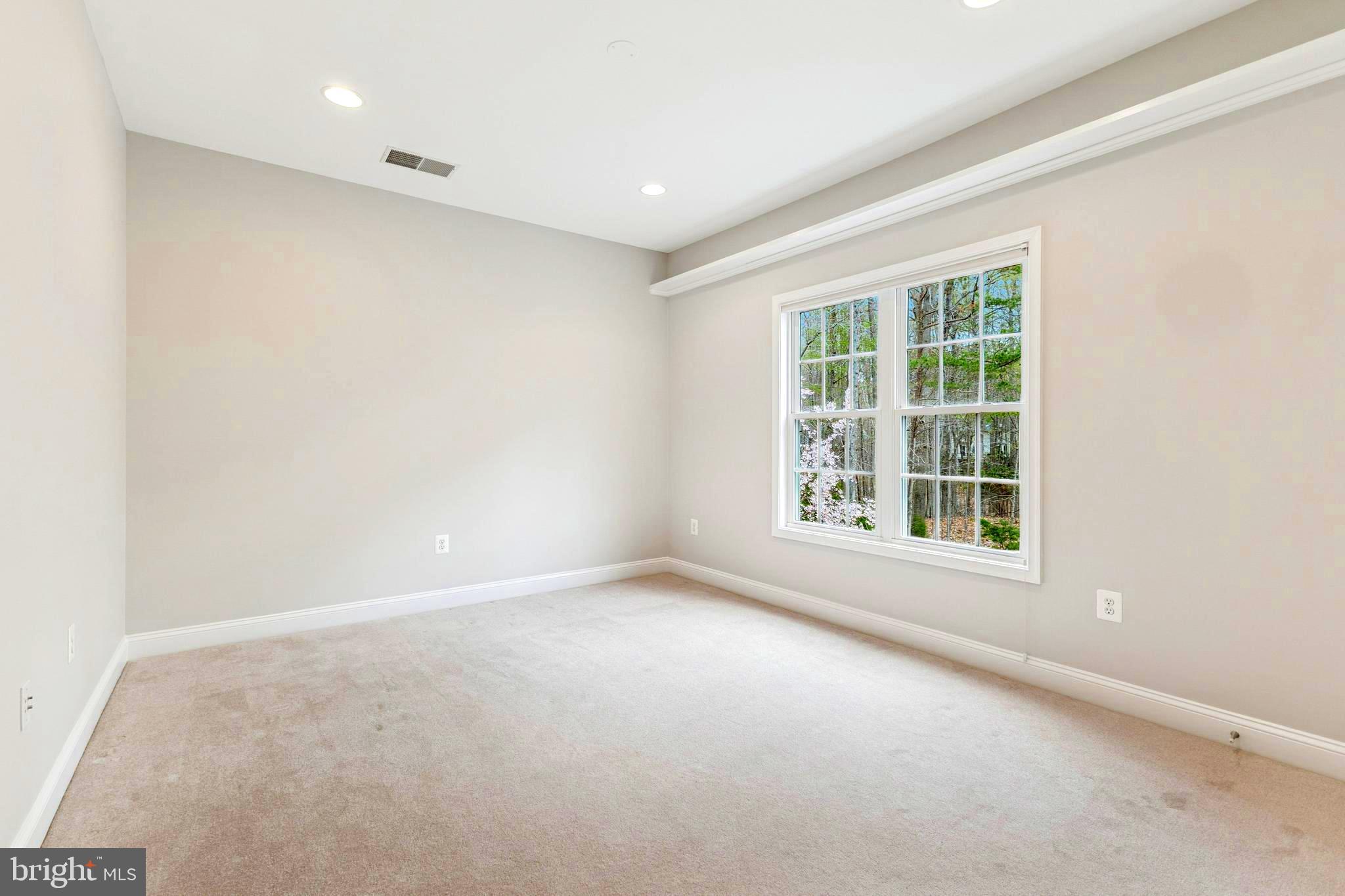 RESERVE AT HUNTERS RIDGE - Residential