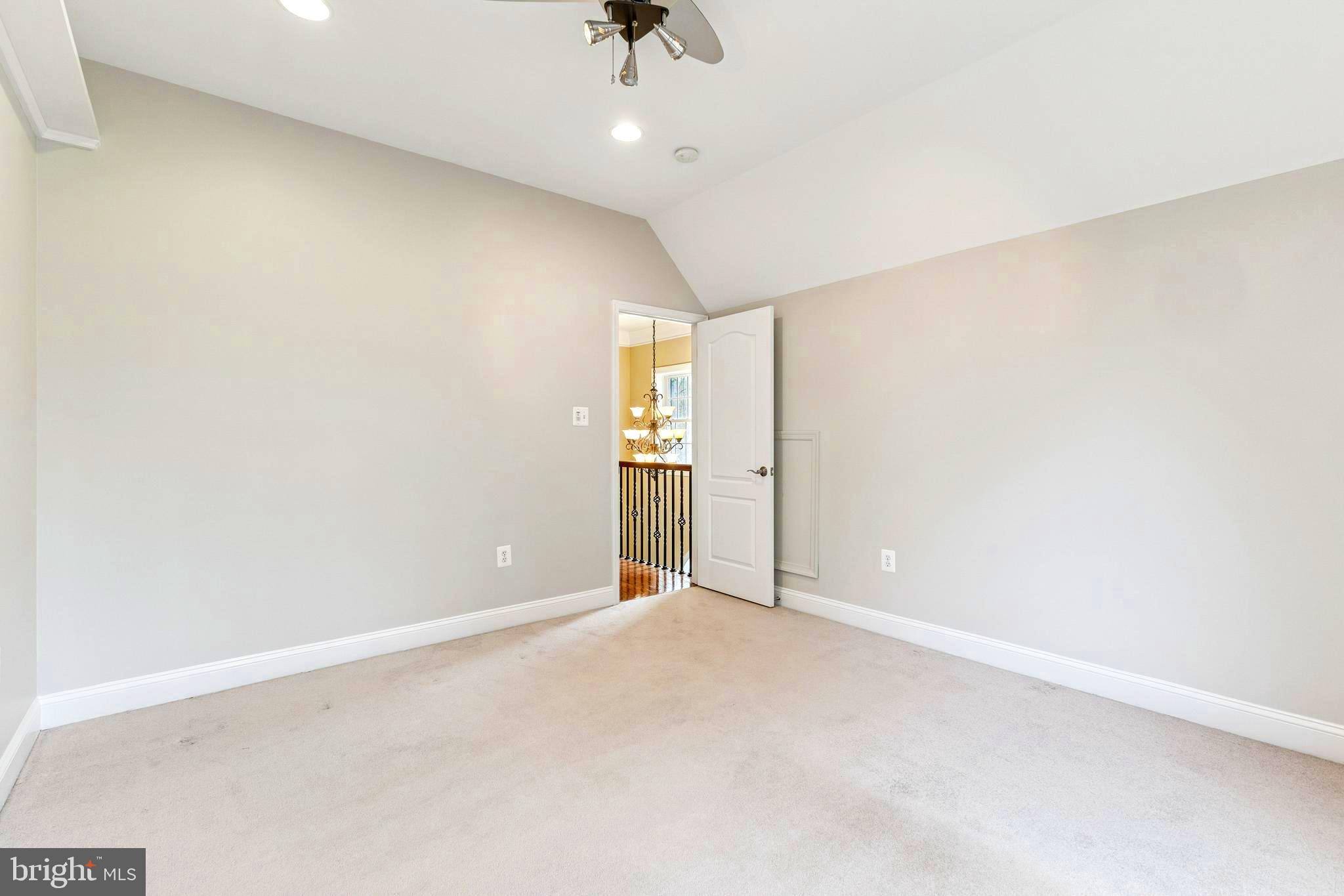 RESERVE AT HUNTERS RIDGE - Residential