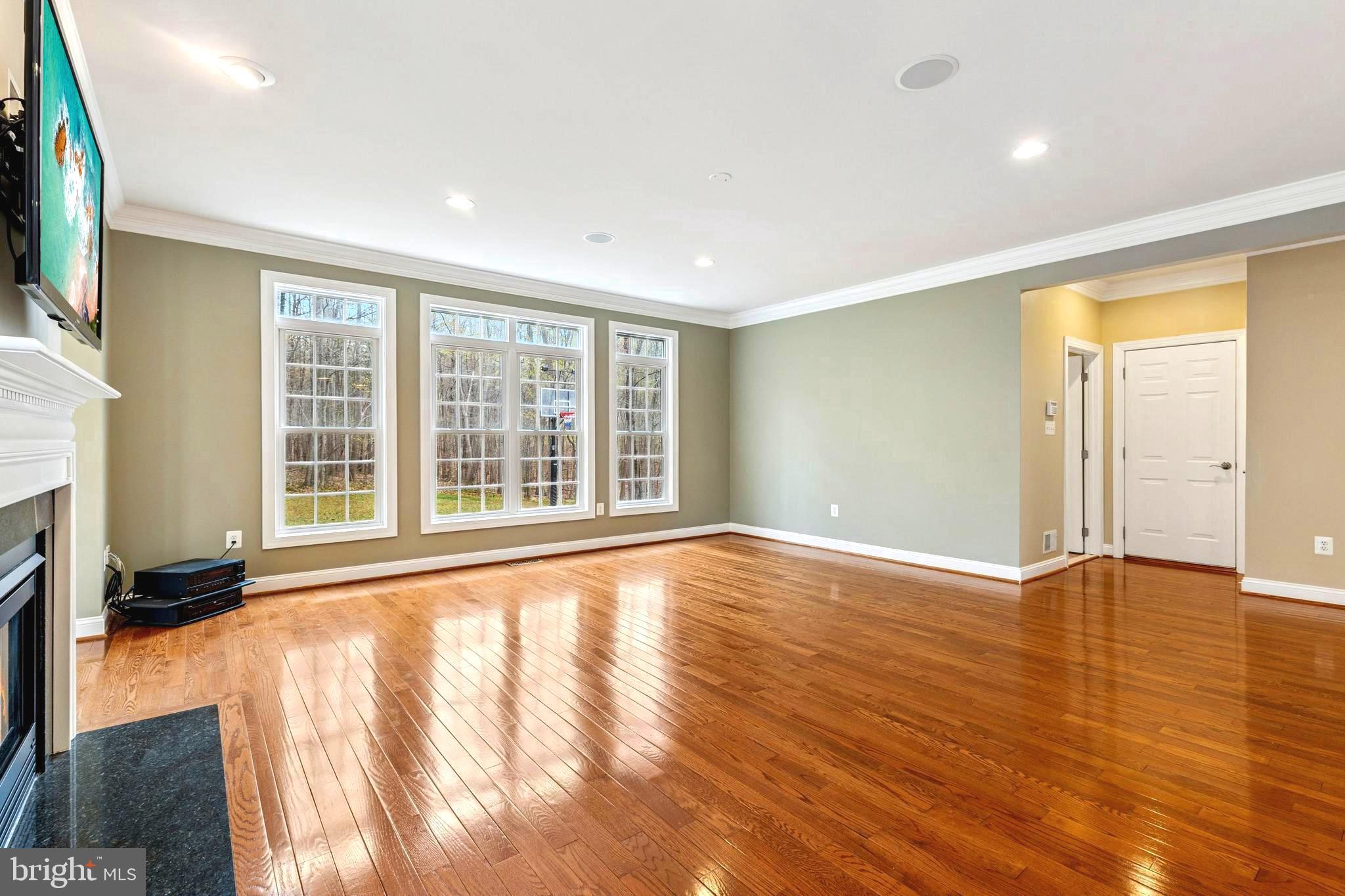 RESERVE AT HUNTERS RIDGE - Residential