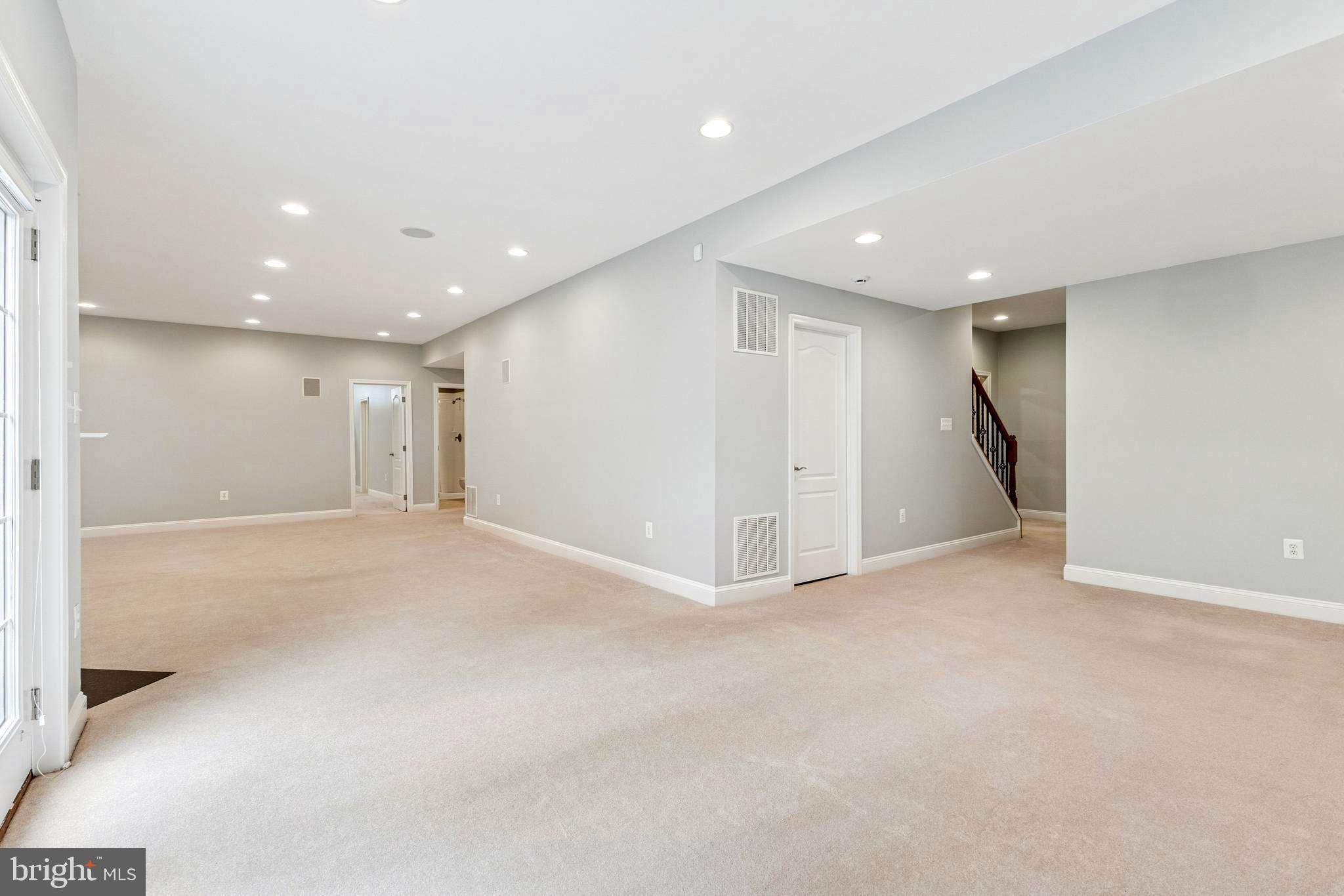 RESERVE AT HUNTERS RIDGE - Residential