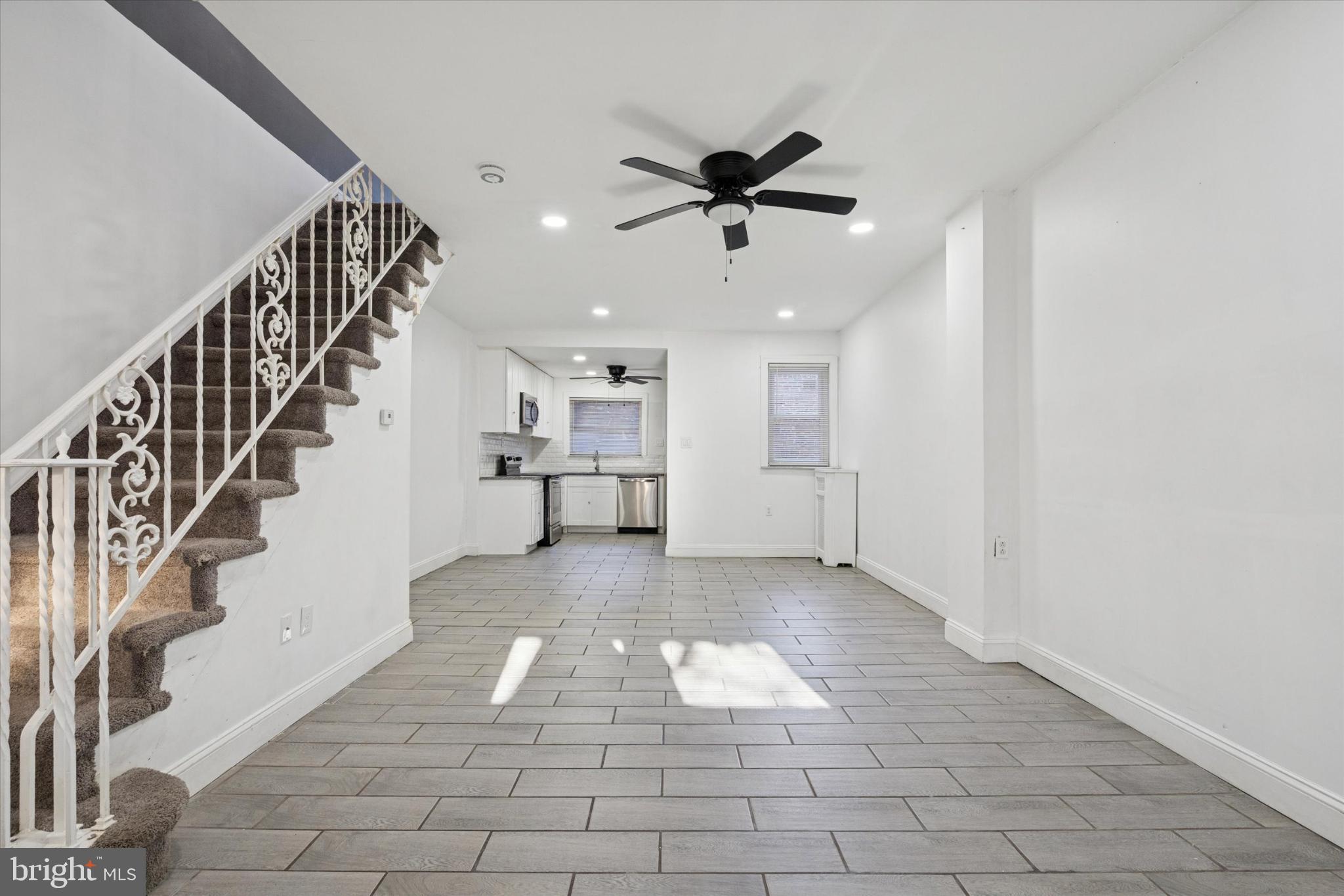 PORT RICHMOND - Residential