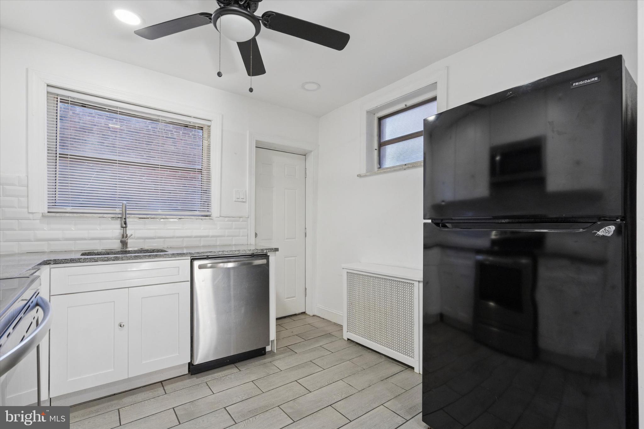 PORT RICHMOND - Residential