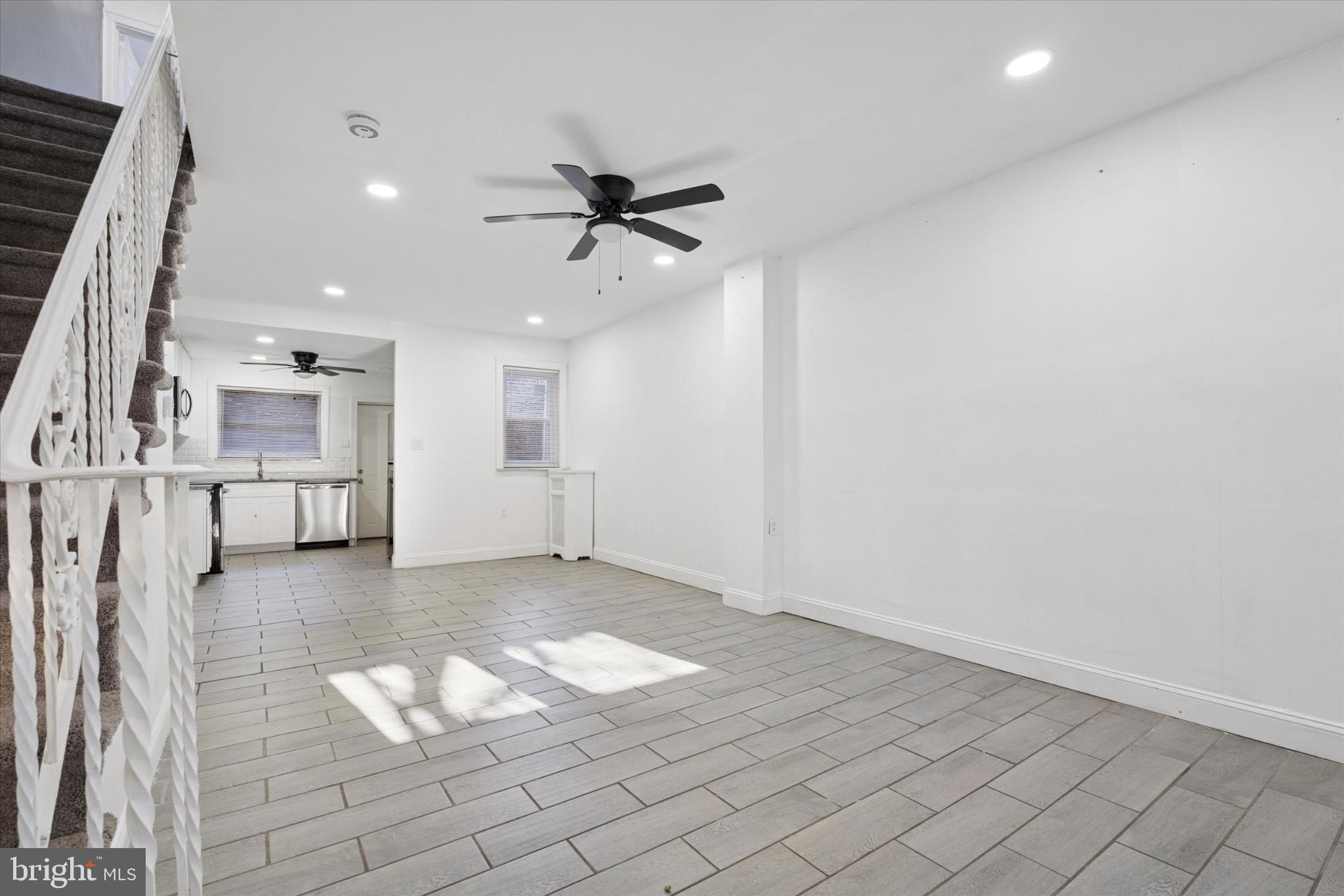 PORT RICHMOND - Residential