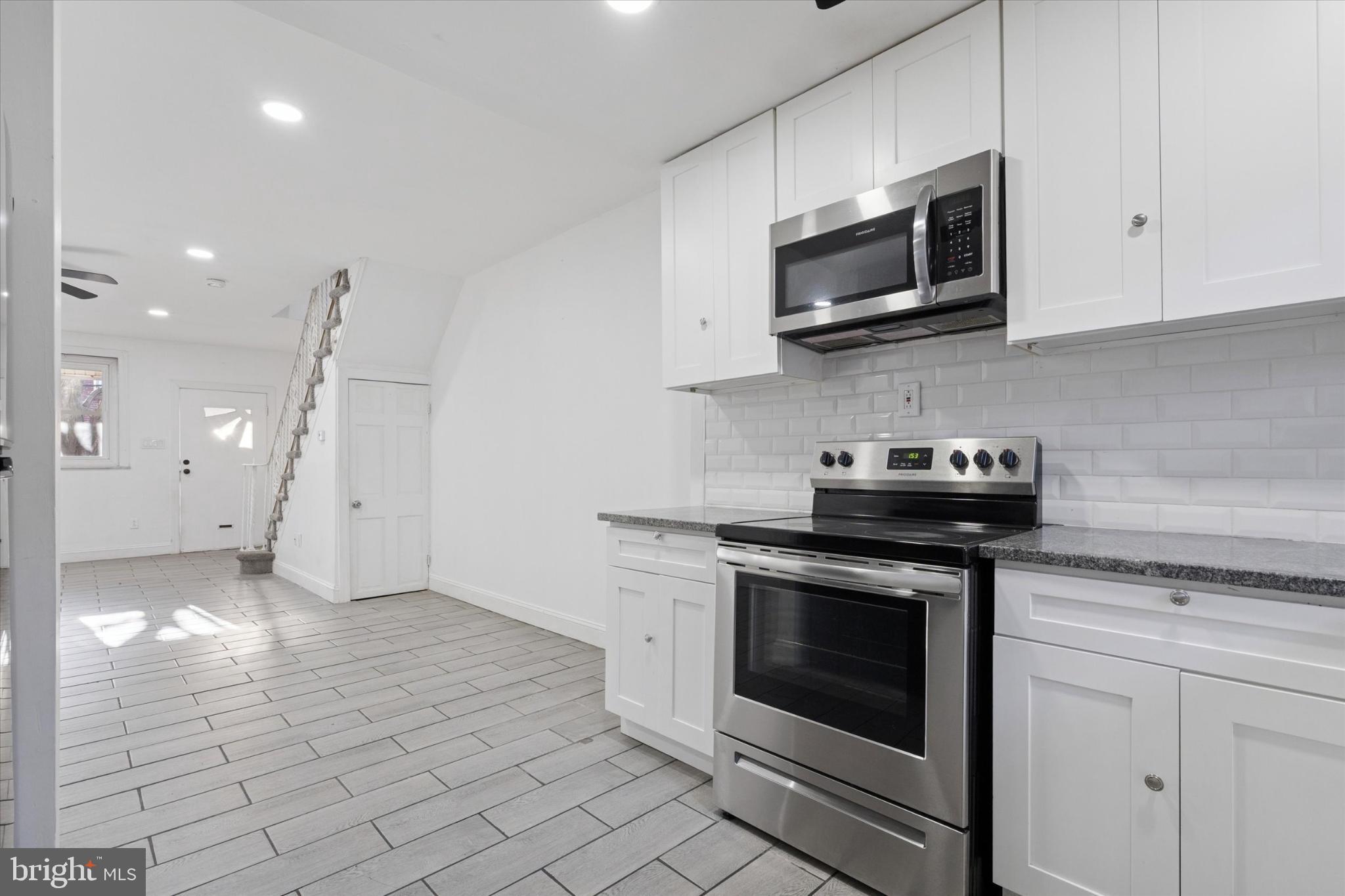 PORT RICHMOND - Residential